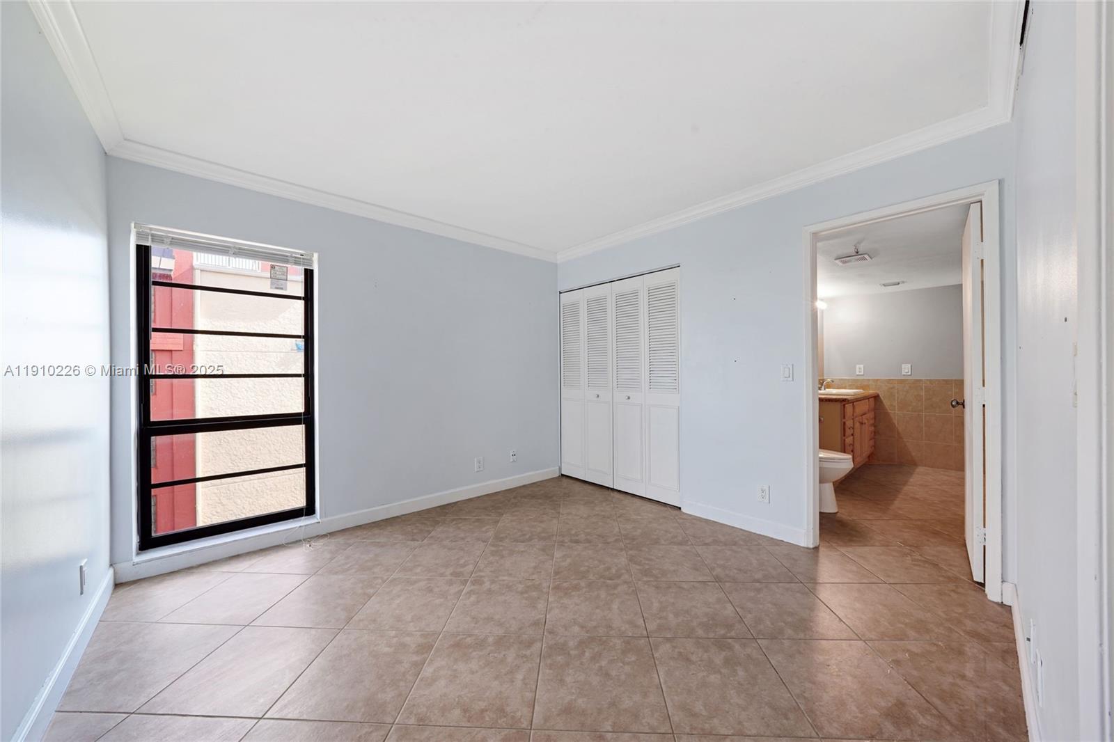 CYPRESS BEND CONDOMINIUM - Residential