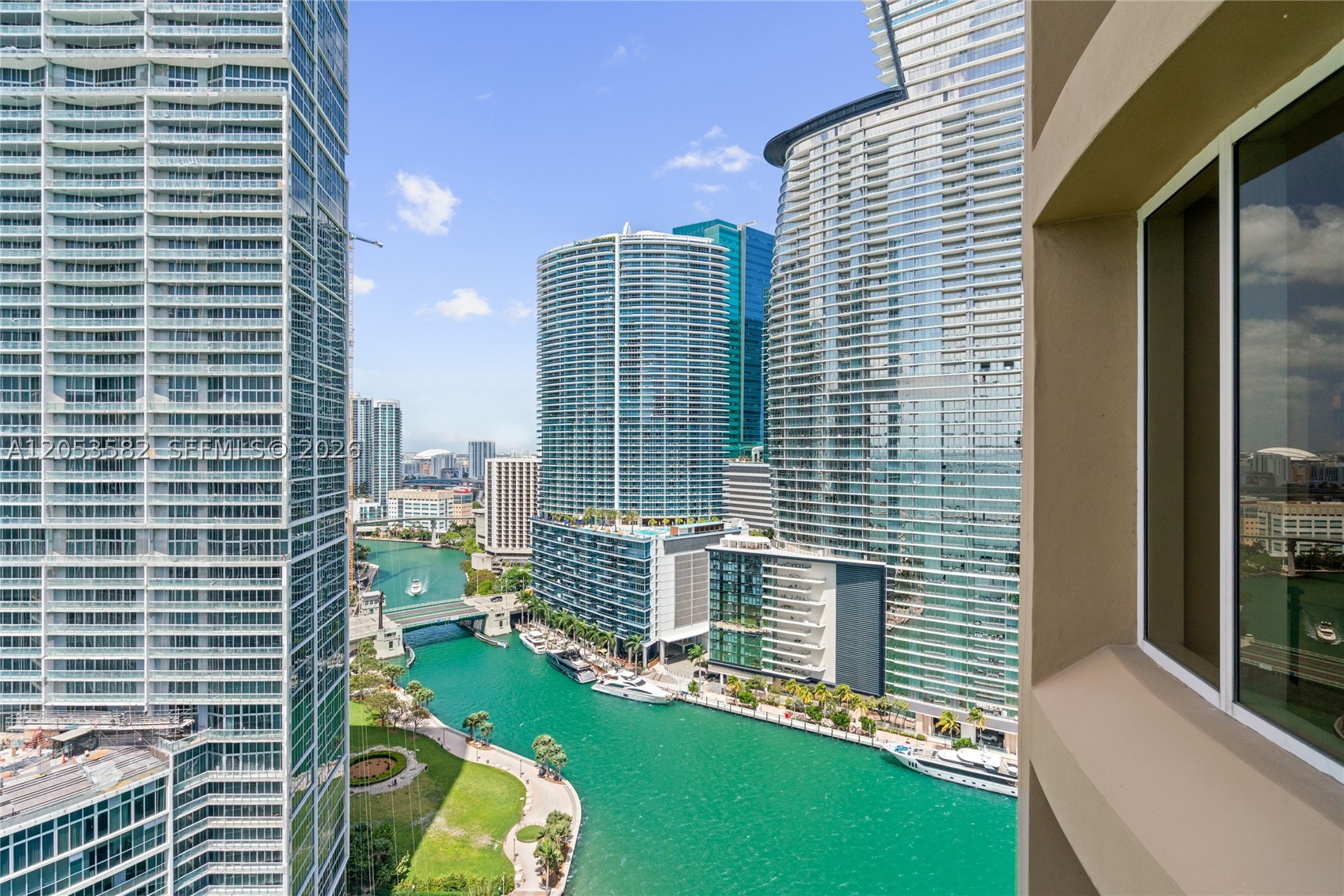 CARBONELL CONDO - Residential Lease