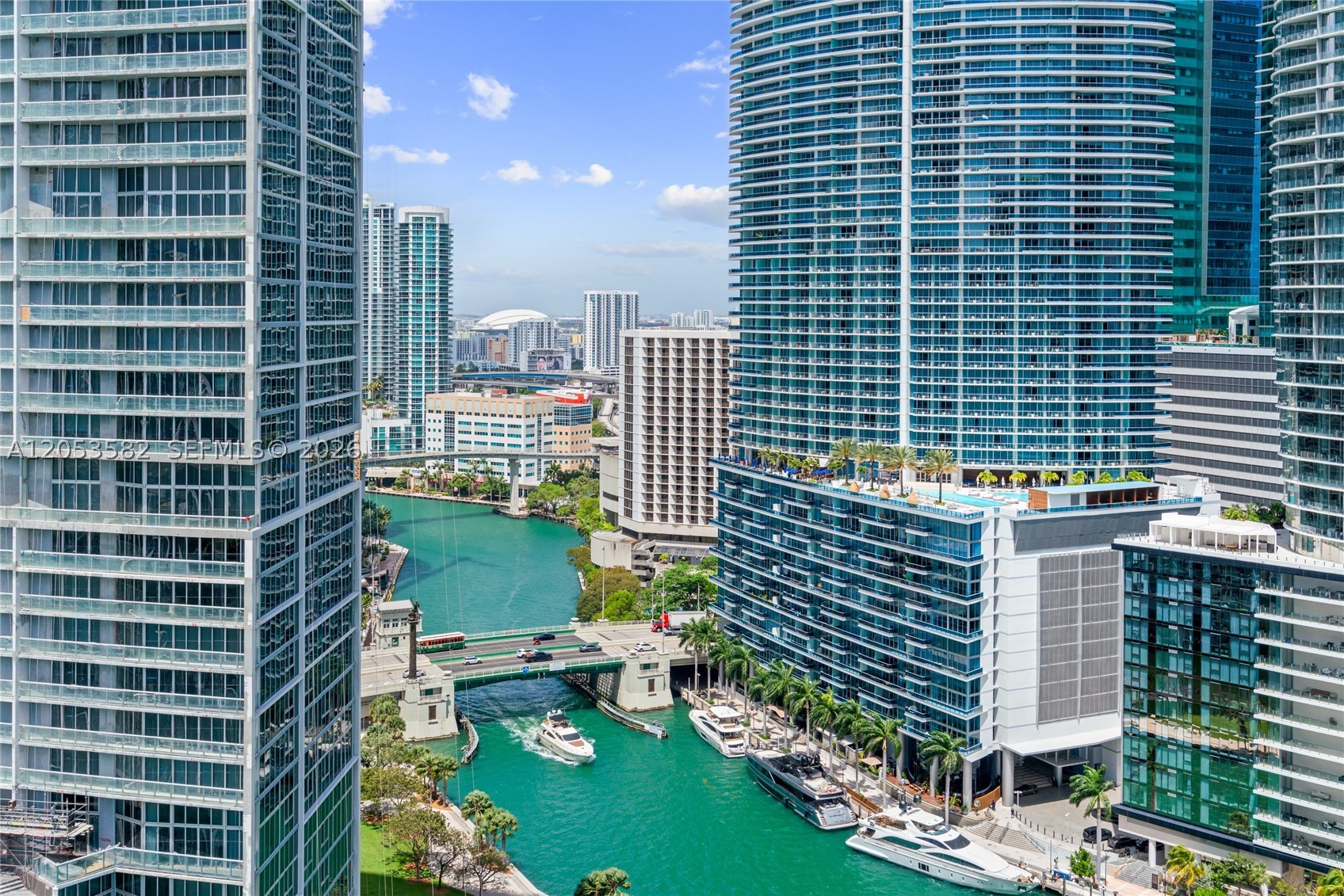 CARBONELL CONDO - Residential Lease