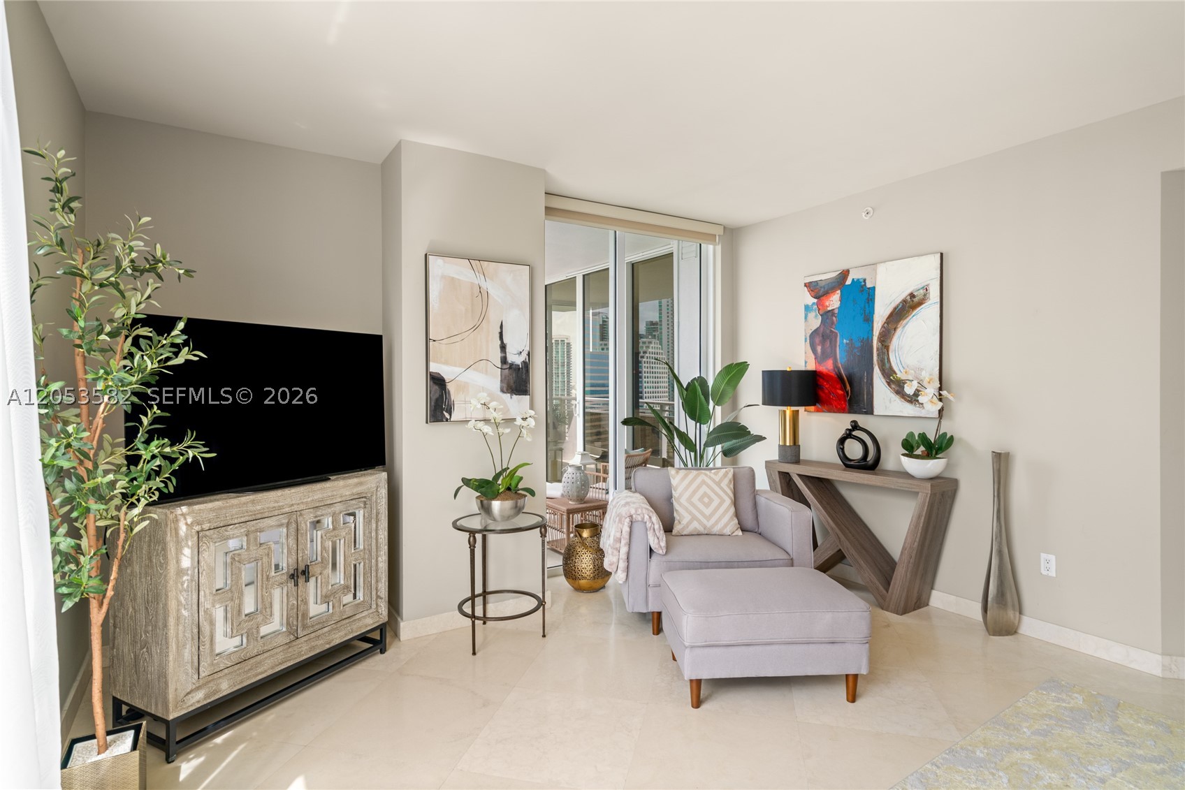 CARBONELL CONDO - Residential Lease