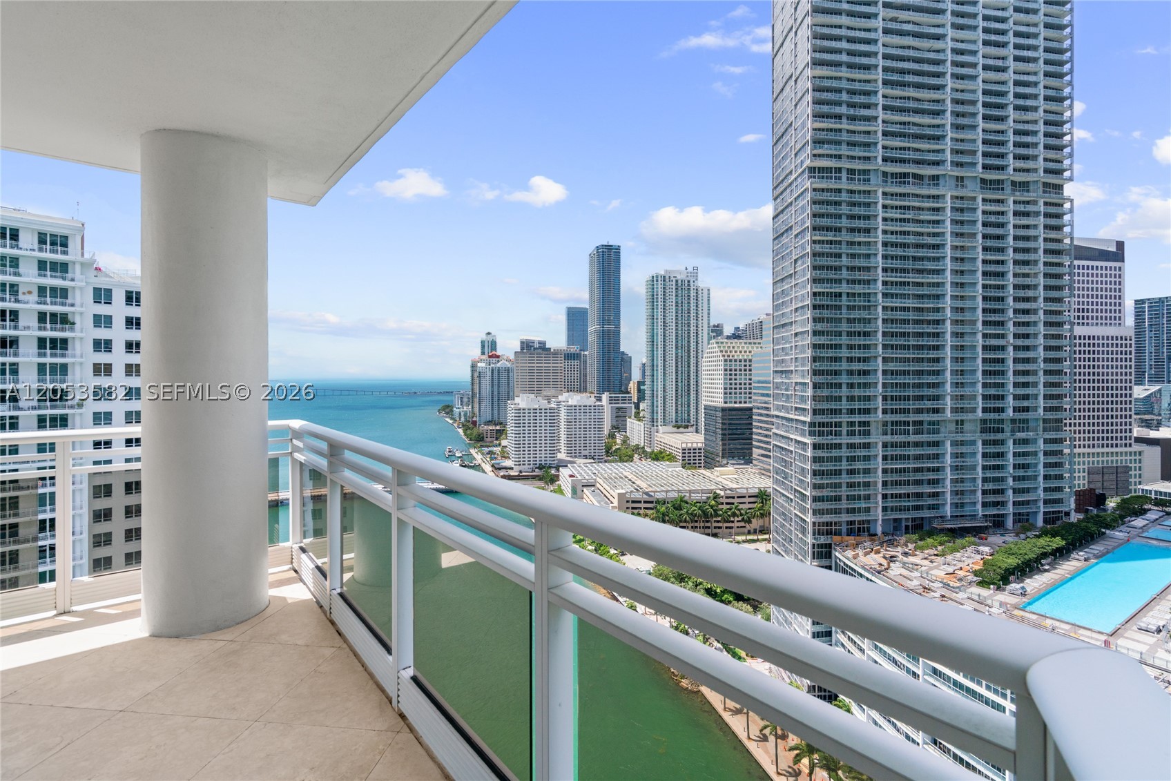 CARBONELL CONDO - Residential Lease
