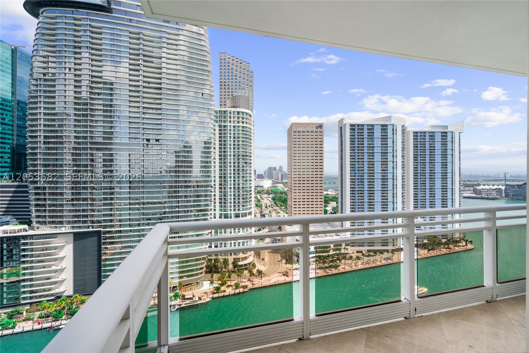 CARBONELL CONDO - Residential Lease