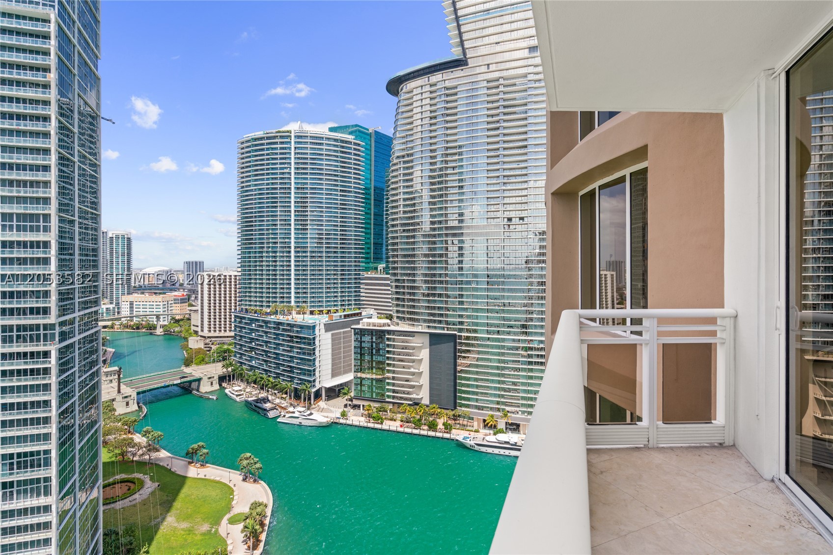 CARBONELL CONDO - Residential Lease