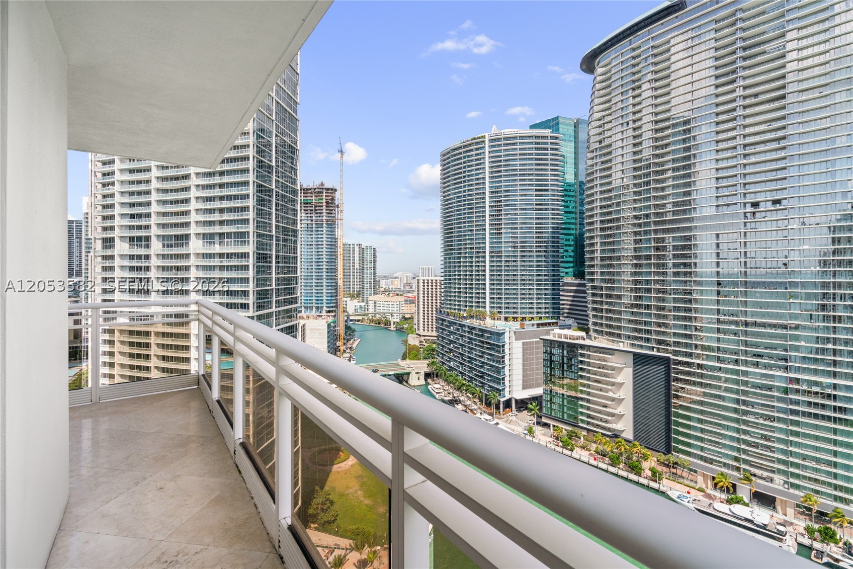 CARBONELL CONDO - Residential Lease