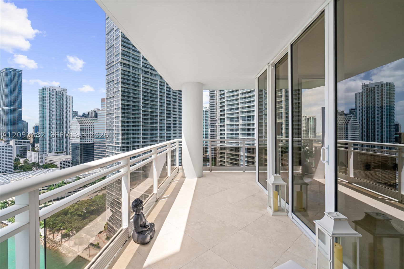 CARBONELL CONDO - Residential Lease