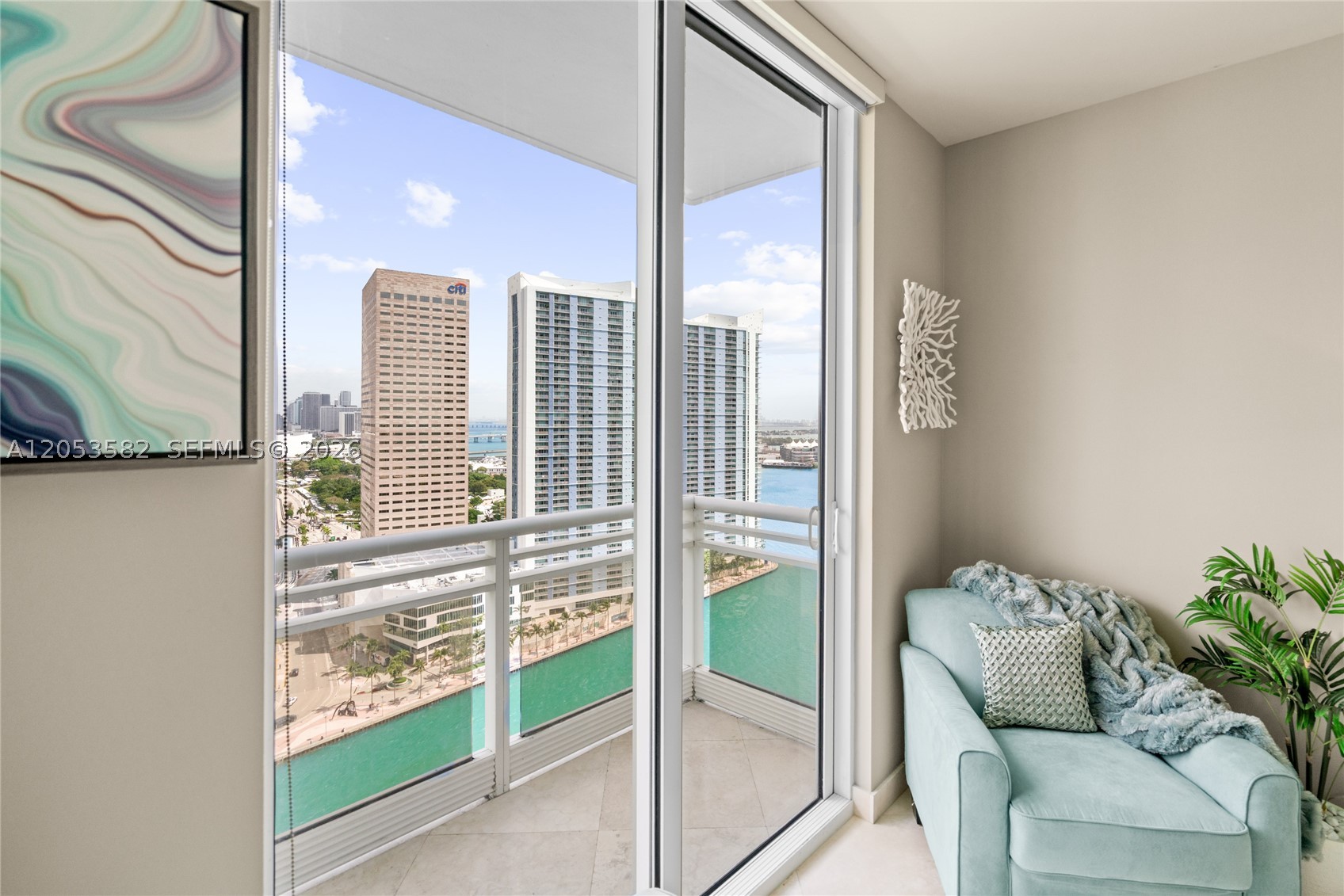 CARBONELL CONDO - Residential Lease