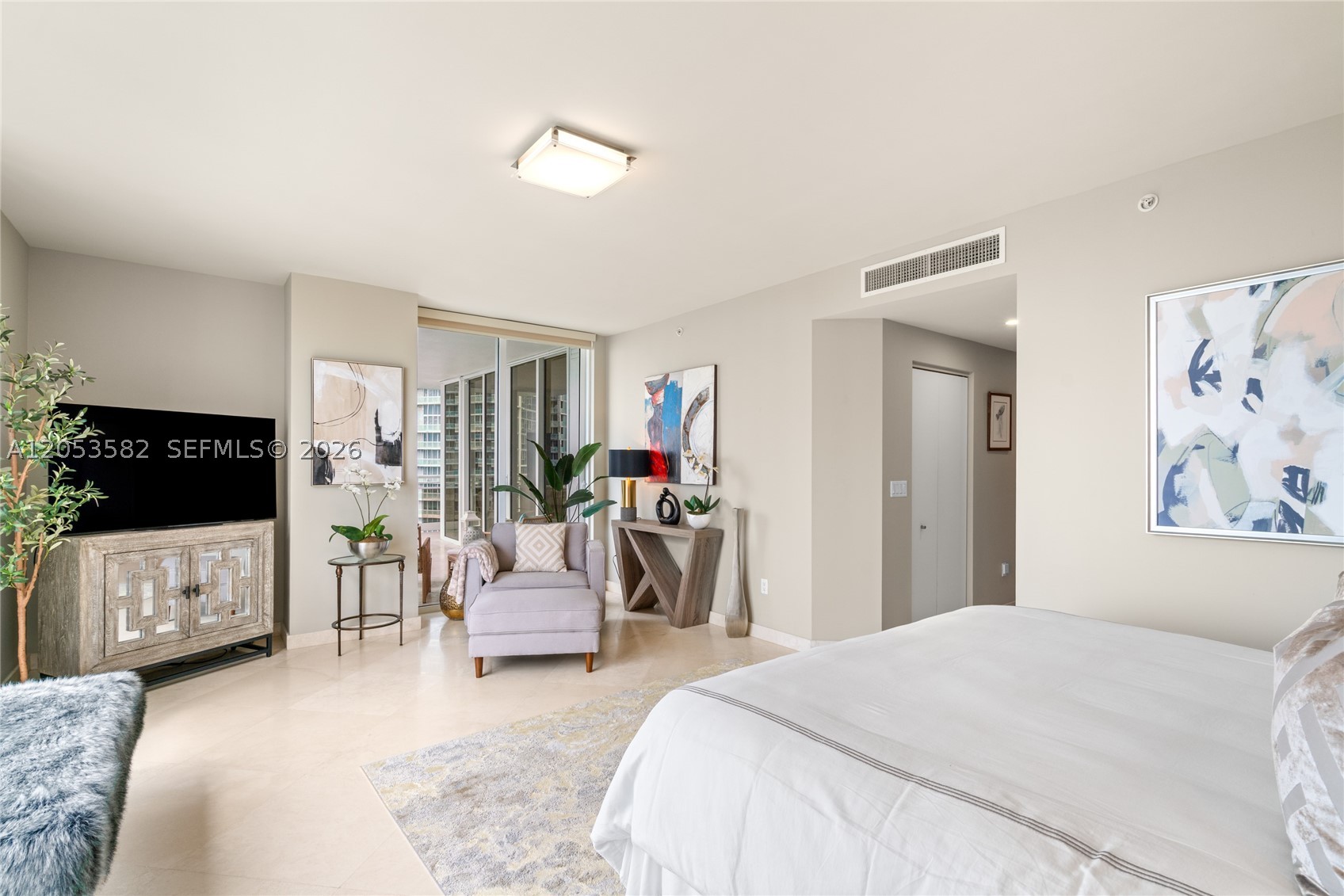 CARBONELL CONDO - Residential Lease