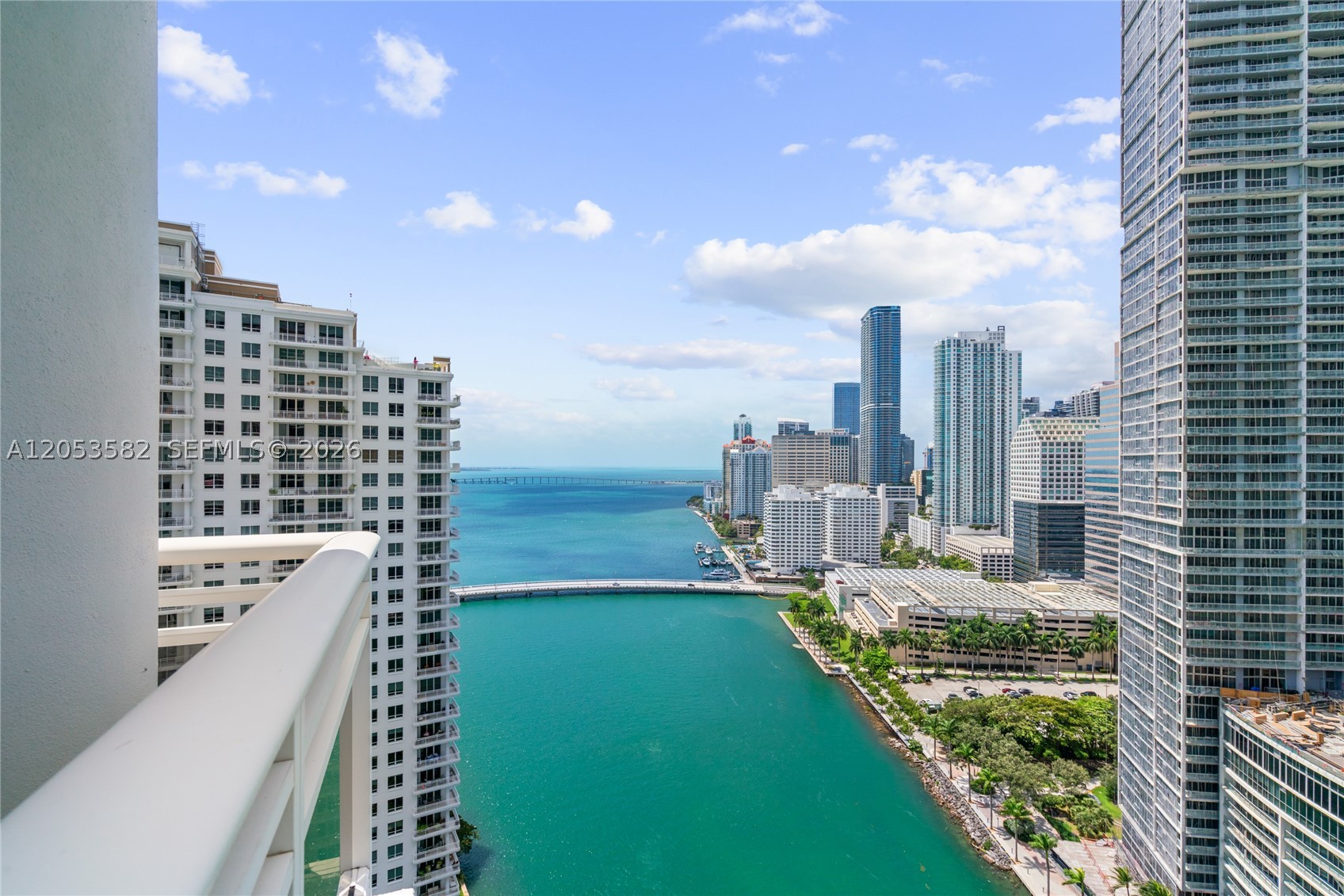 CARBONELL CONDO - Residential Lease
