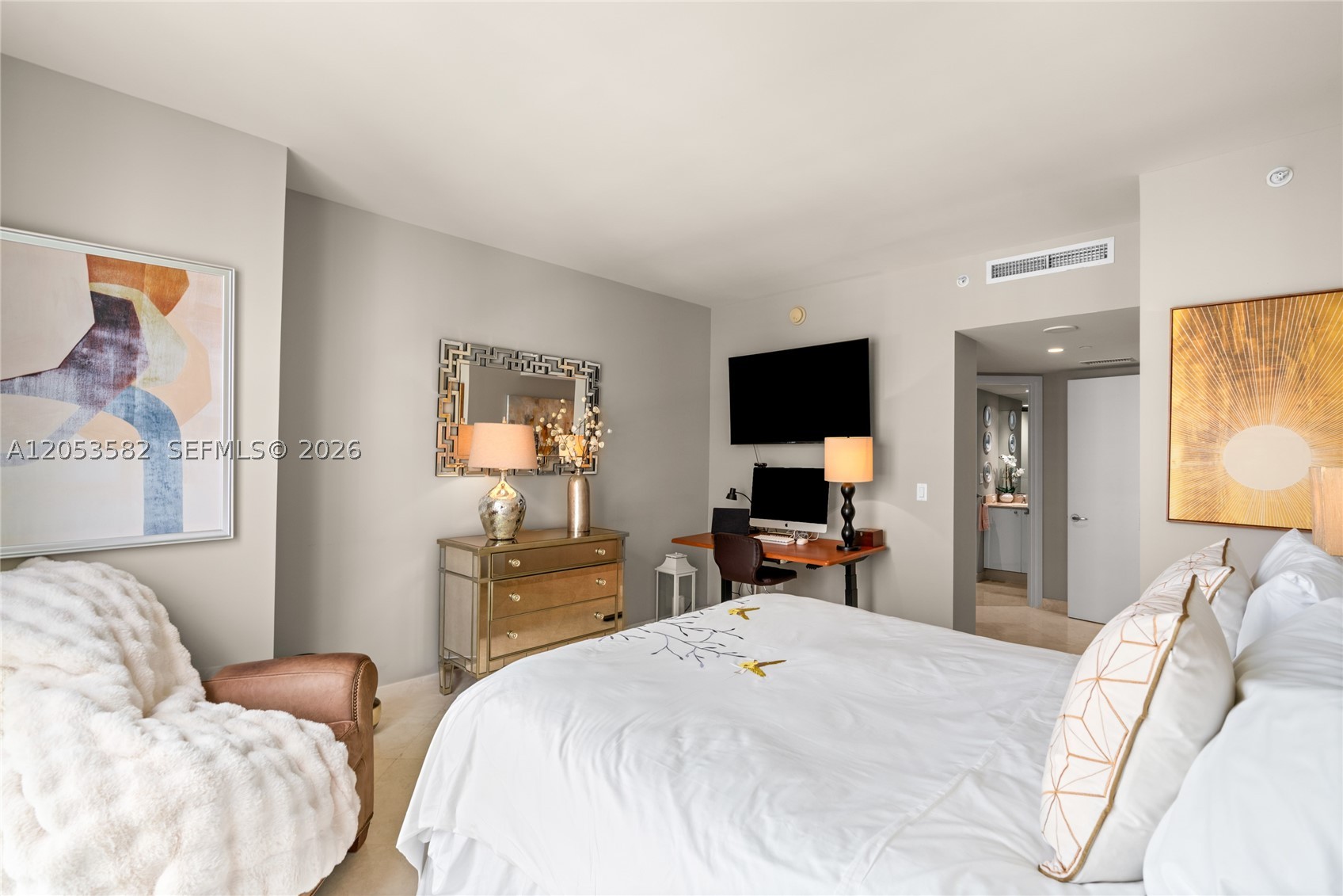 CARBONELL CONDO - Residential Lease