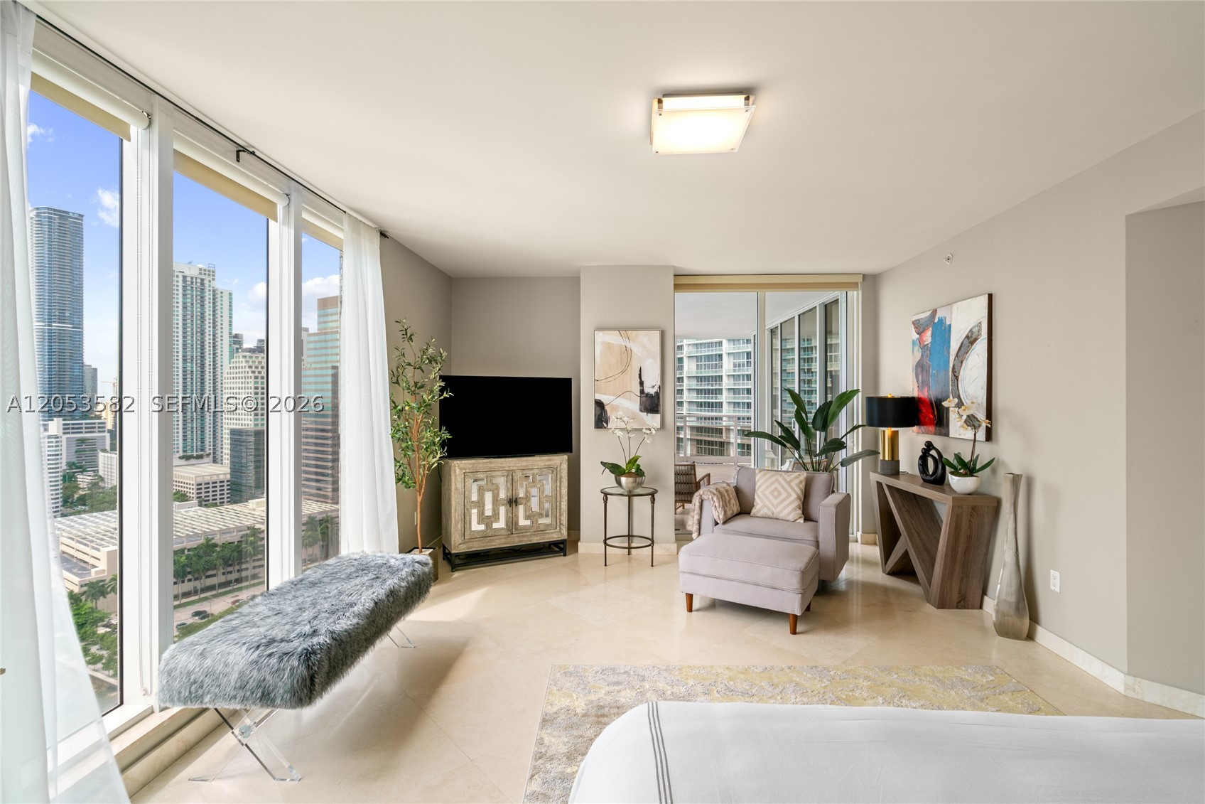 CARBONELL CONDO - Residential Lease