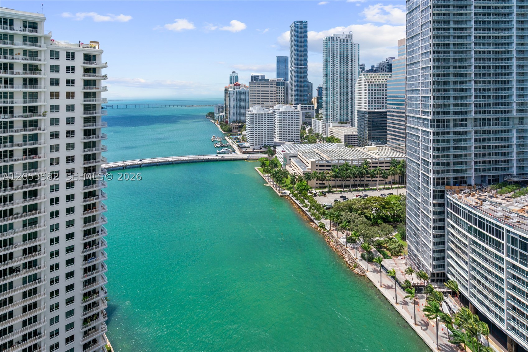 CARBONELL CONDO - Residential Lease