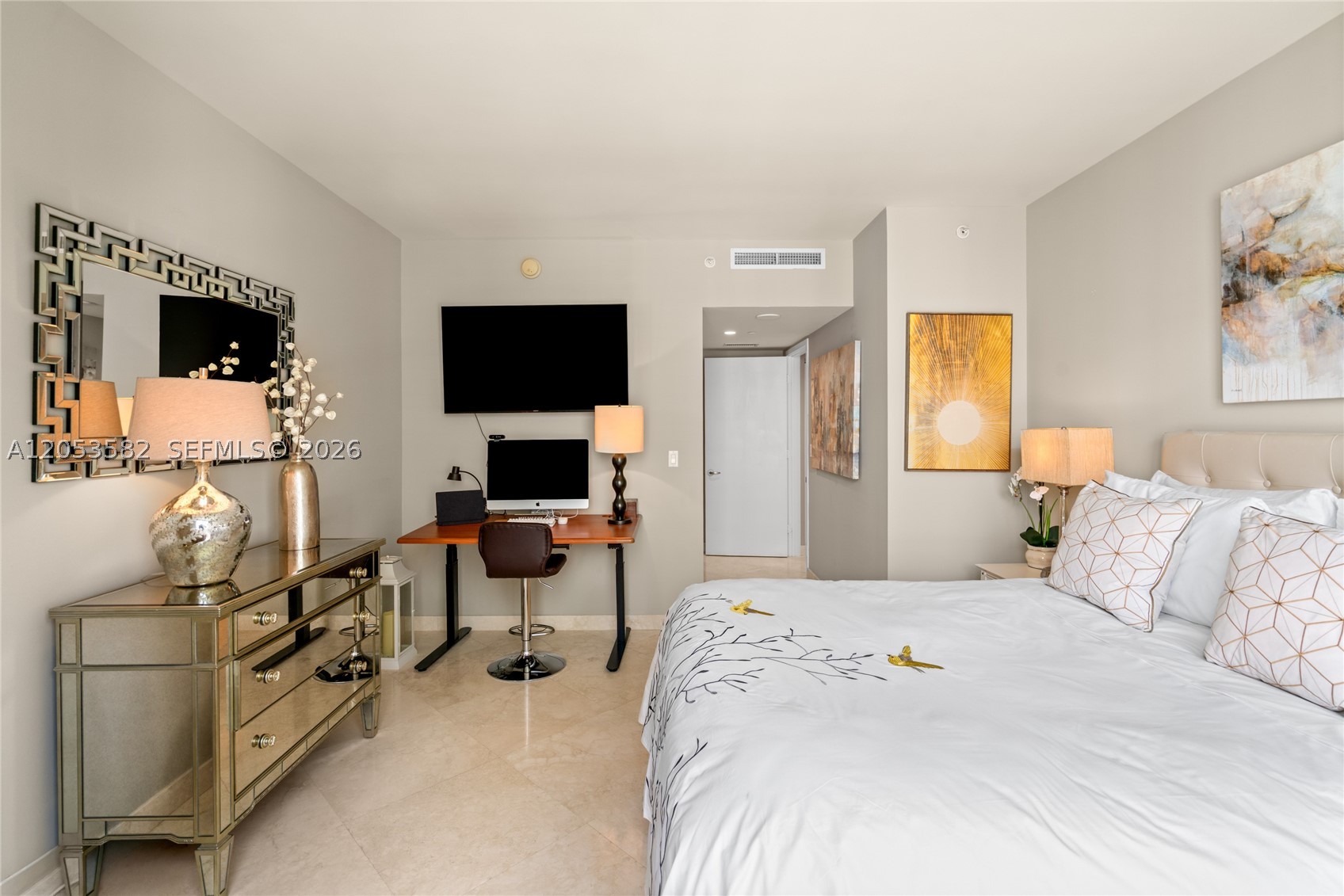 CARBONELL CONDO - Residential Lease