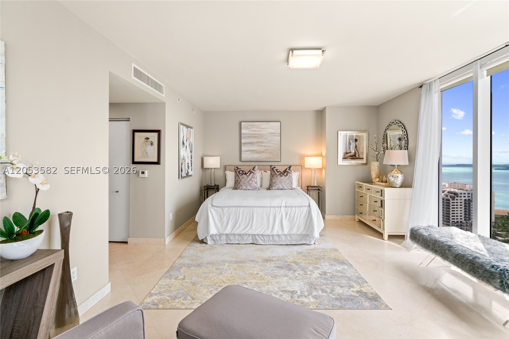 CARBONELL CONDO - Residential Lease
