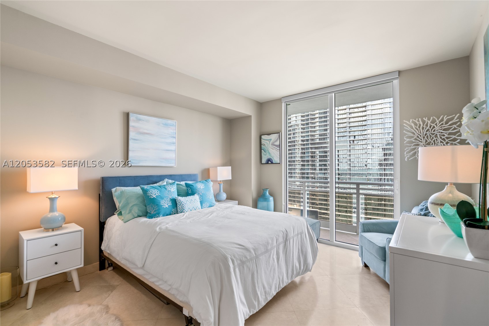 CARBONELL CONDO - Residential Lease