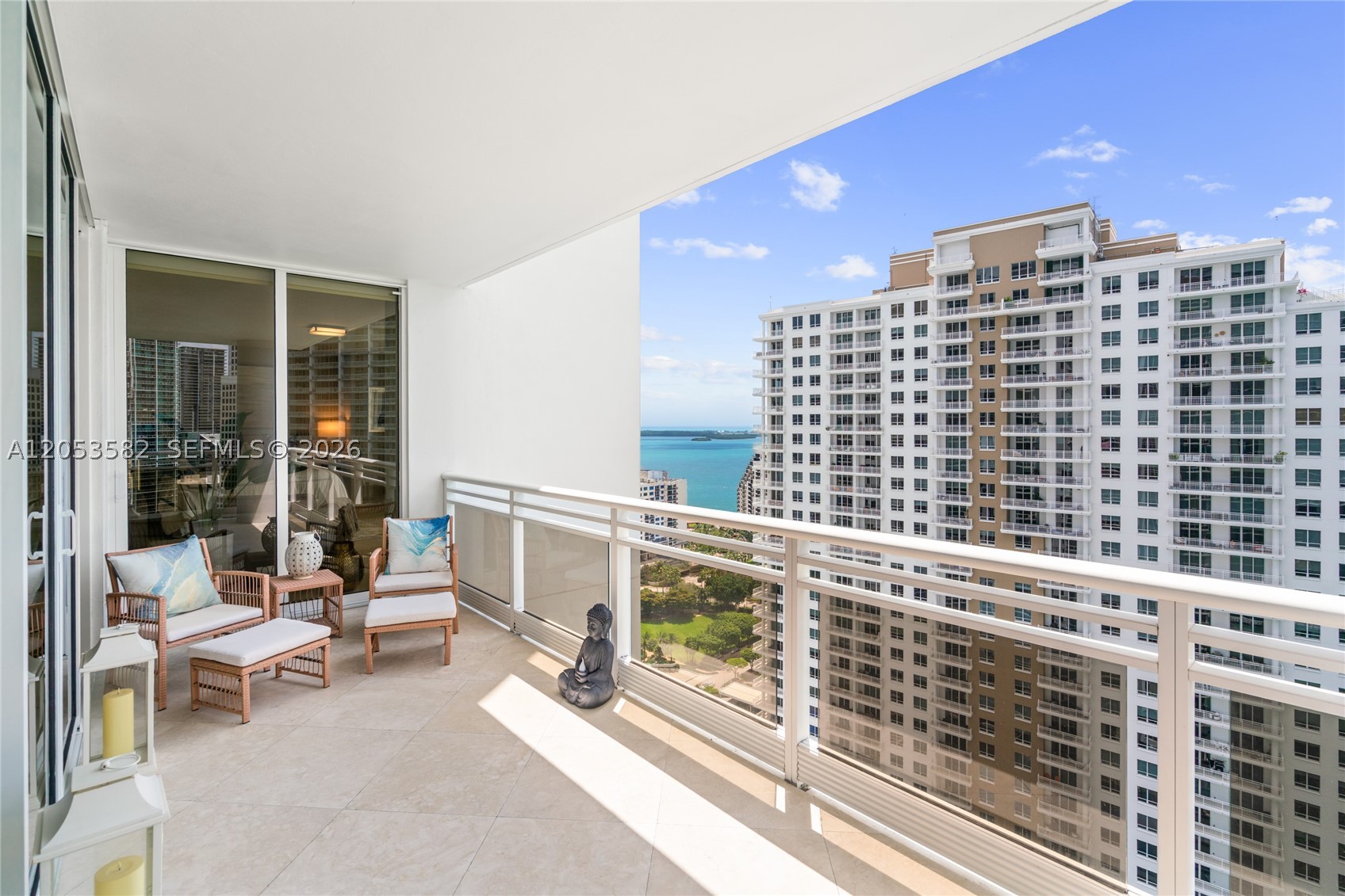 CARBONELL CONDO - Residential Lease