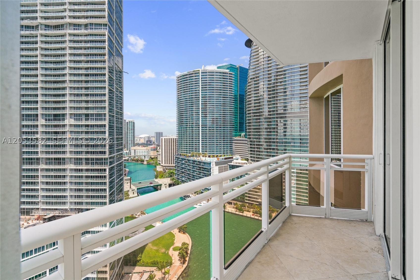 CARBONELL CONDO - Residential Lease
