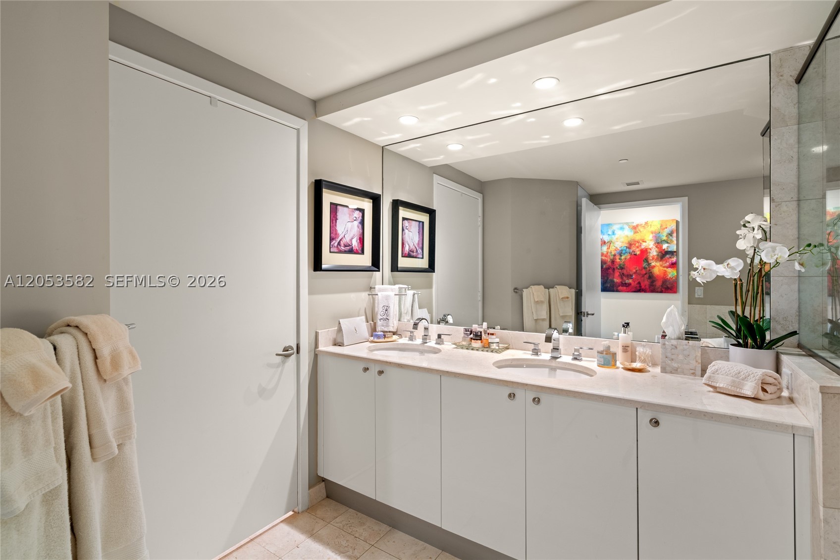 CARBONELL CONDO - Residential Lease