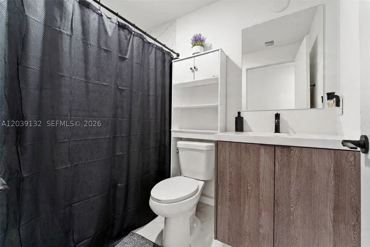 GRANDVILLE PLACE - Residential