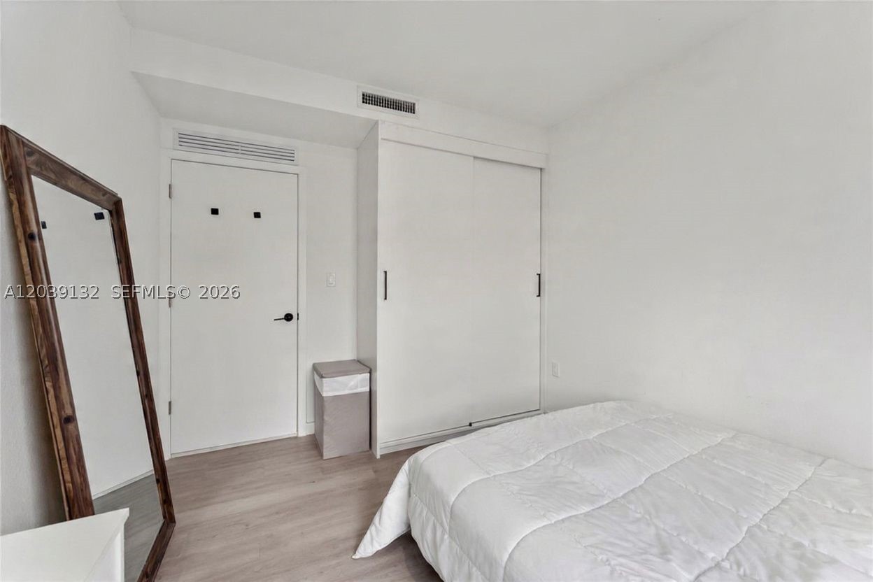 GRANDVILLE PLACE - Residential