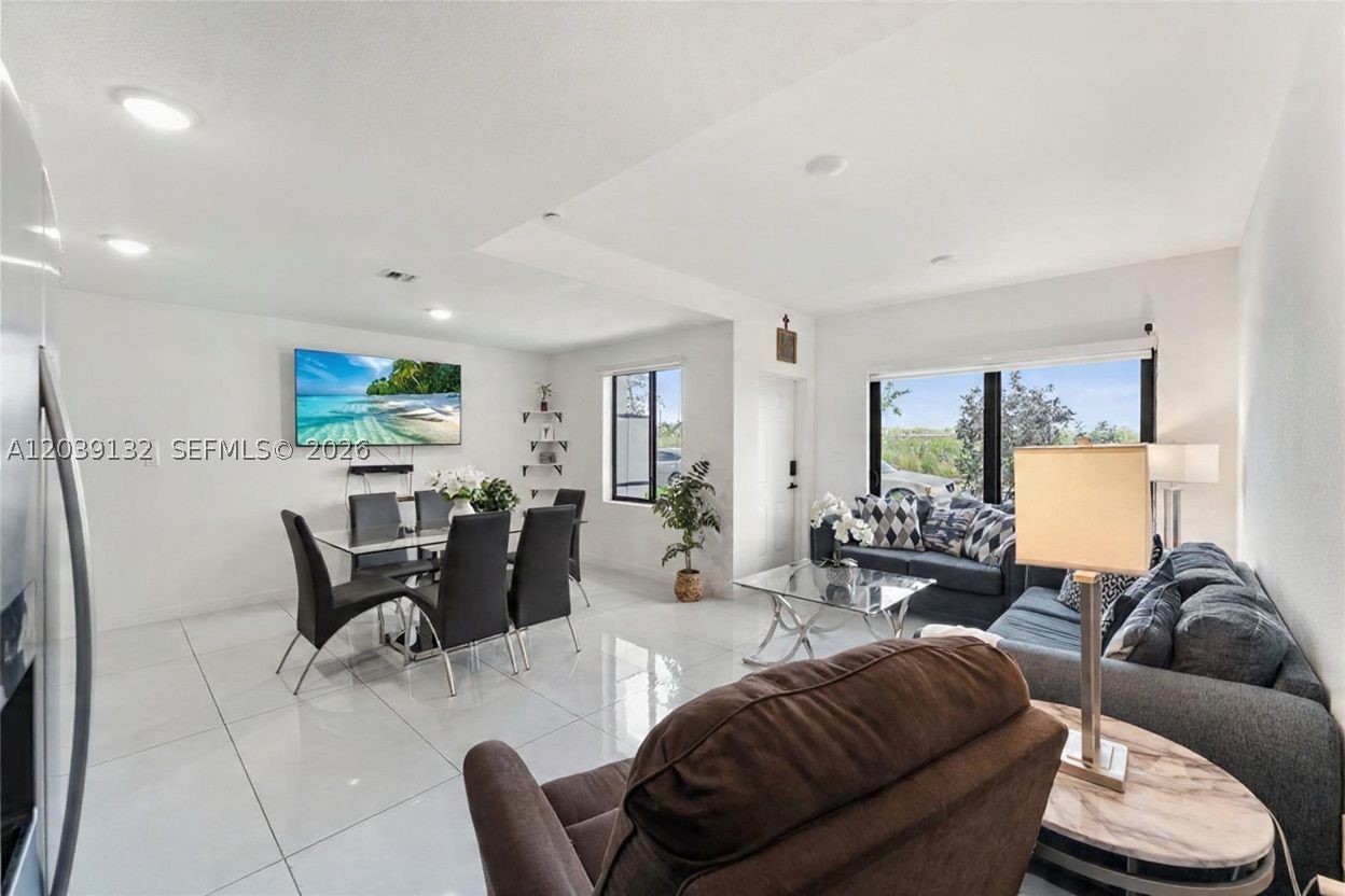 GRANDVILLE PLACE - Residential