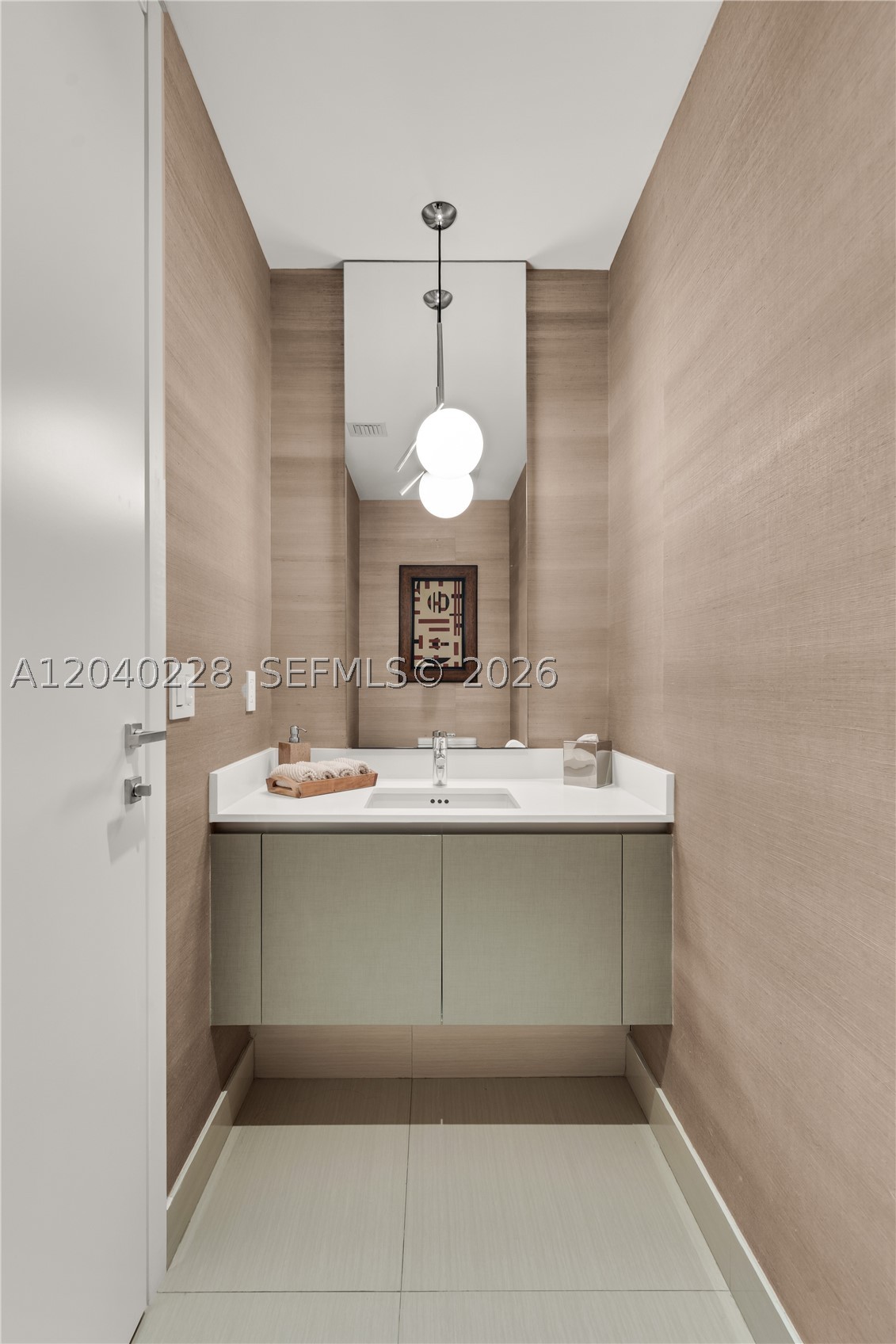 ECHO CONDO - Residential