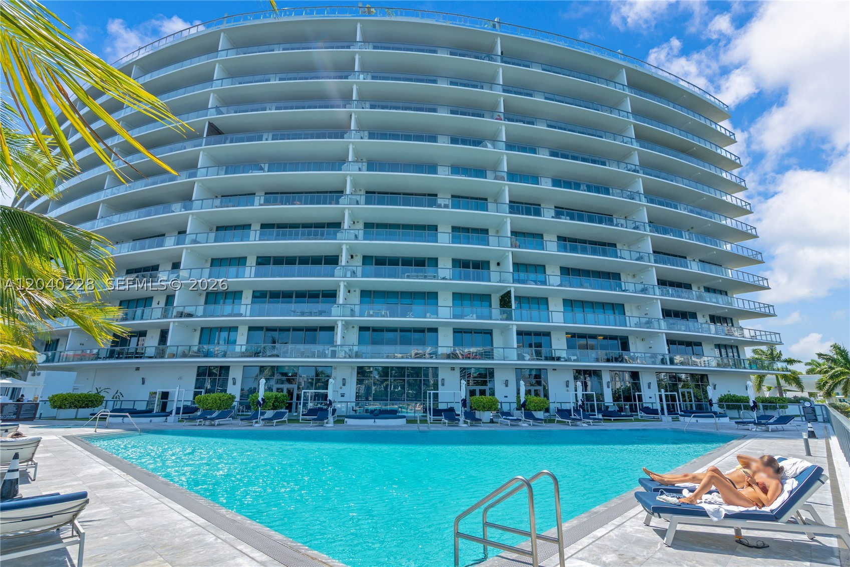 ECHO CONDO - Residential