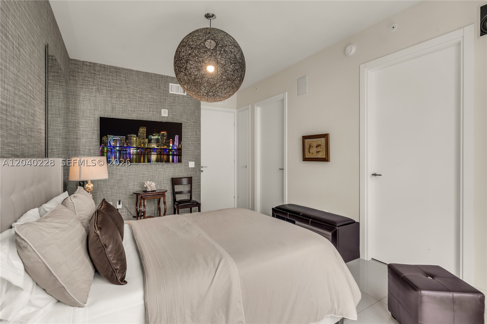 ECHO CONDO - Residential