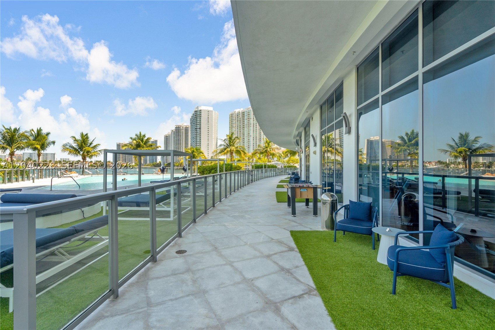 ECHO CONDO - Residential