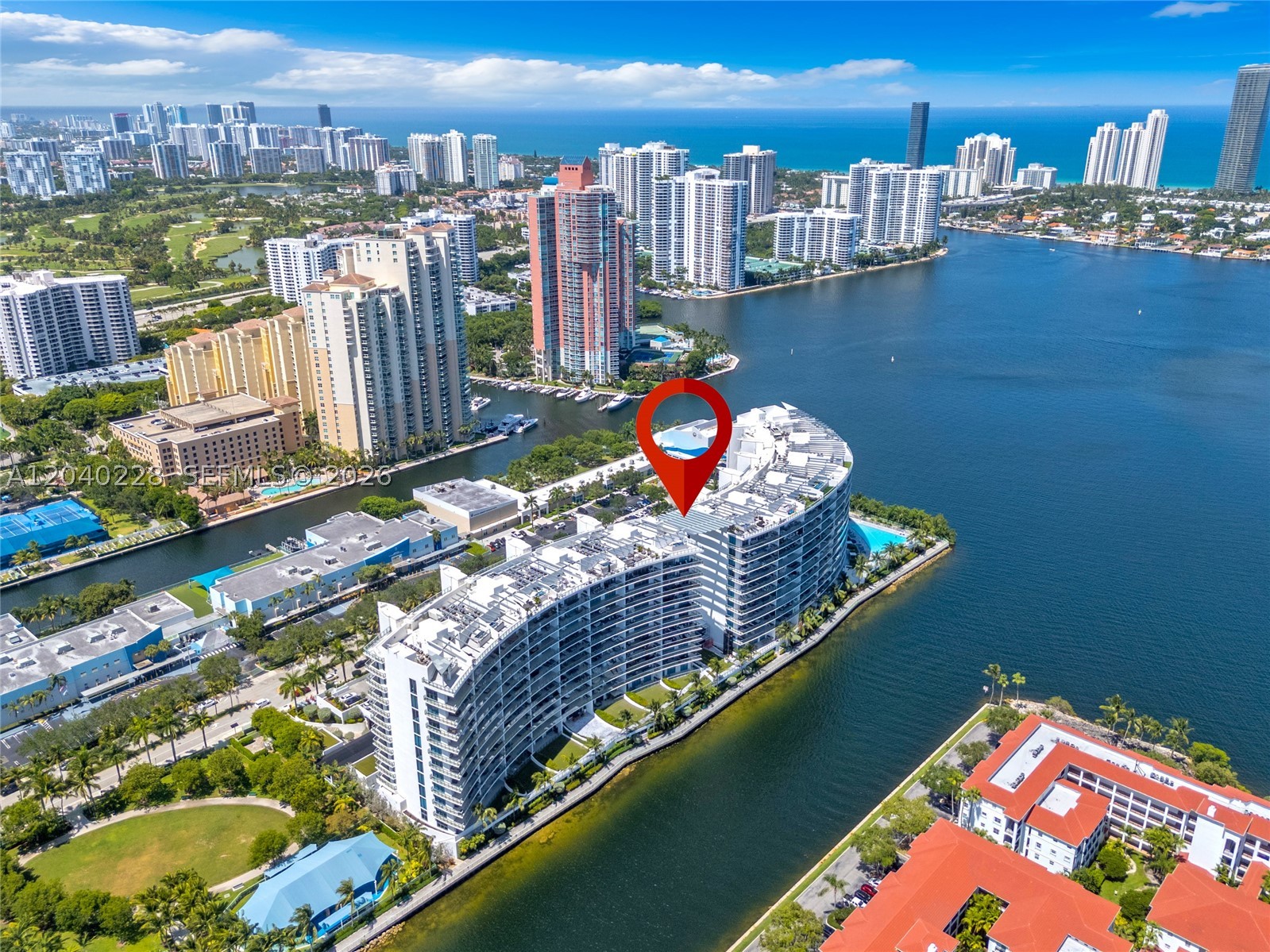 ECHO CONDO - Residential