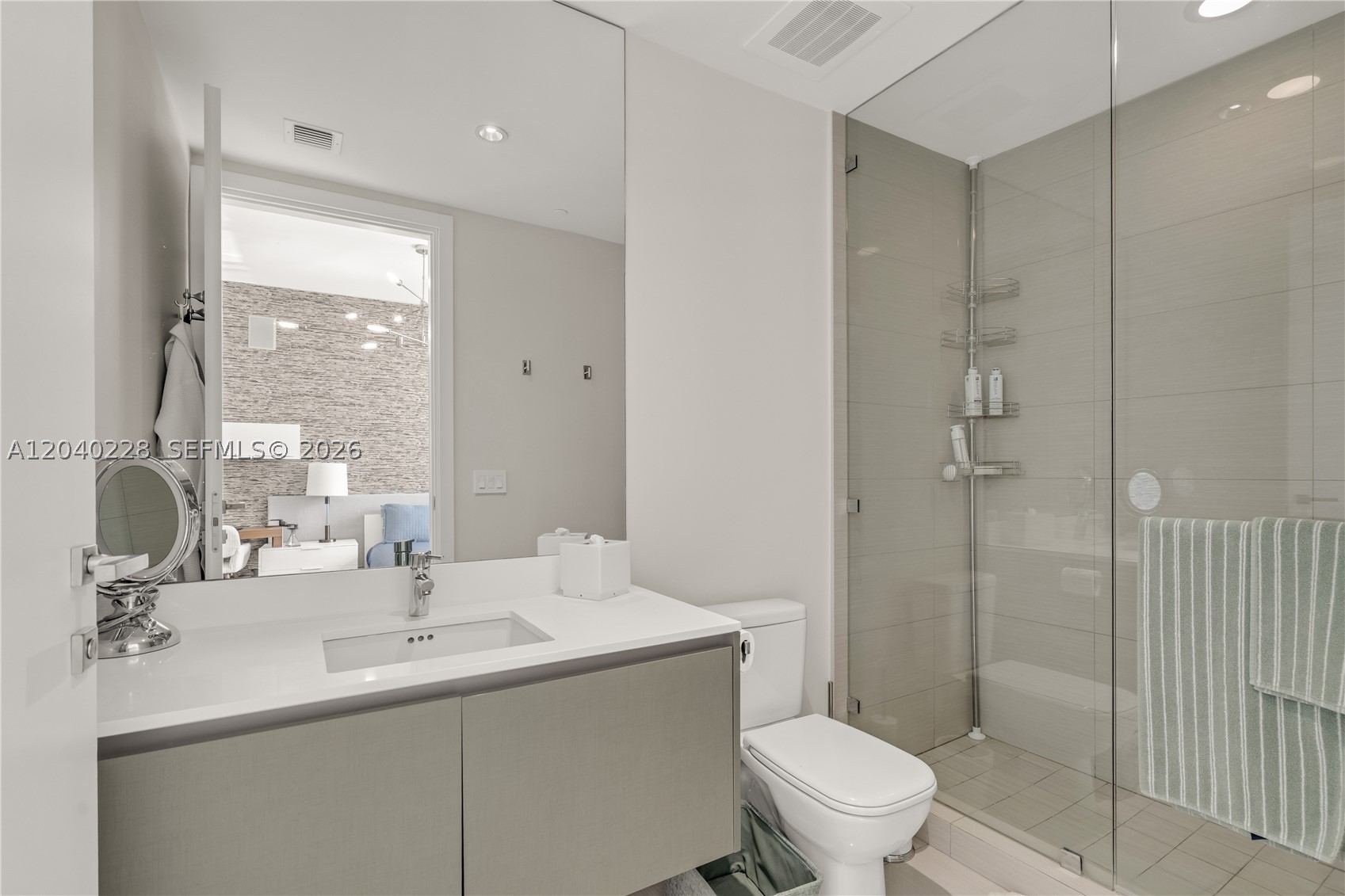 ECHO CONDO - Residential