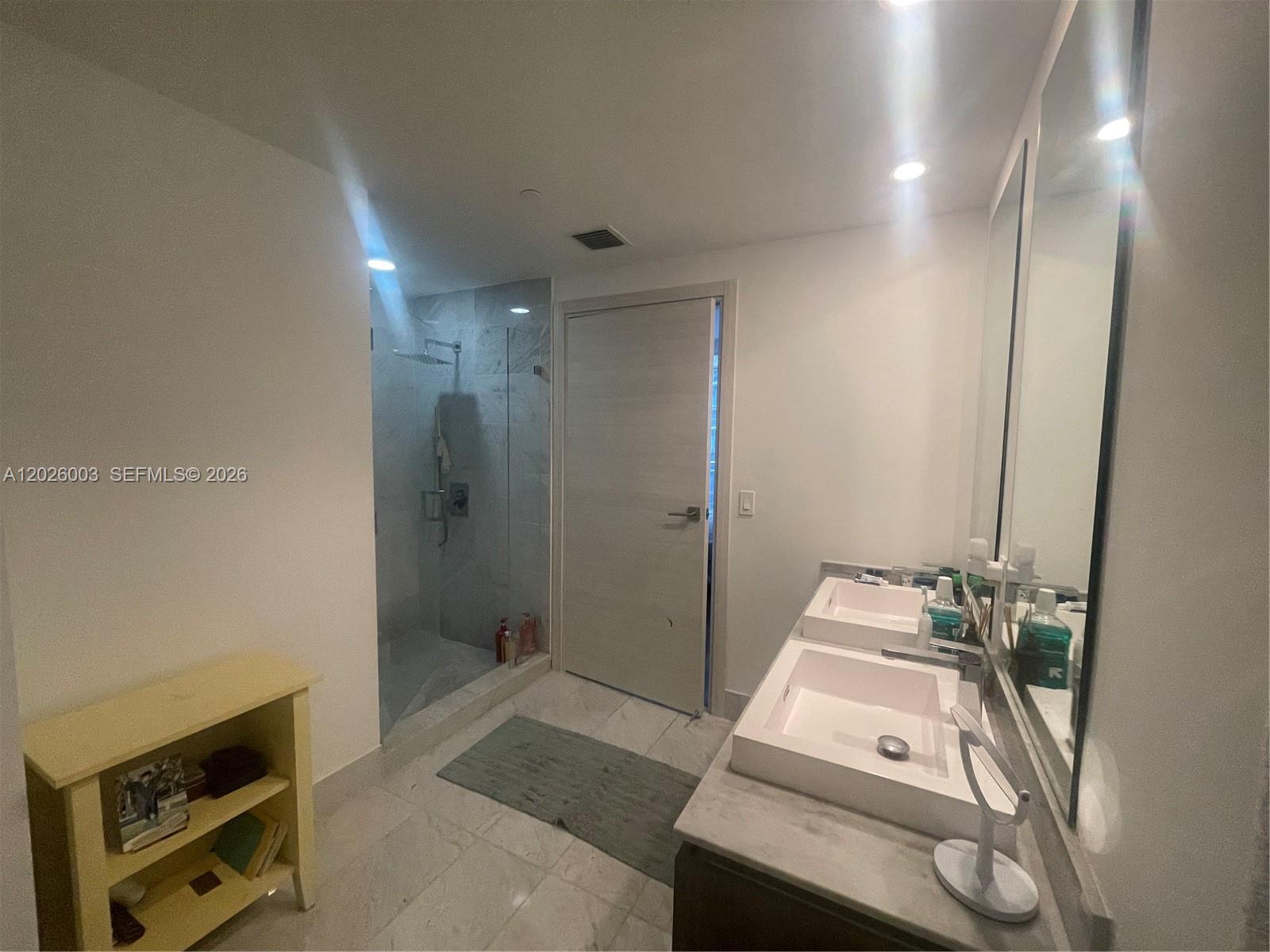 801 SMA RESIDENCES CONDO - Residential Lease