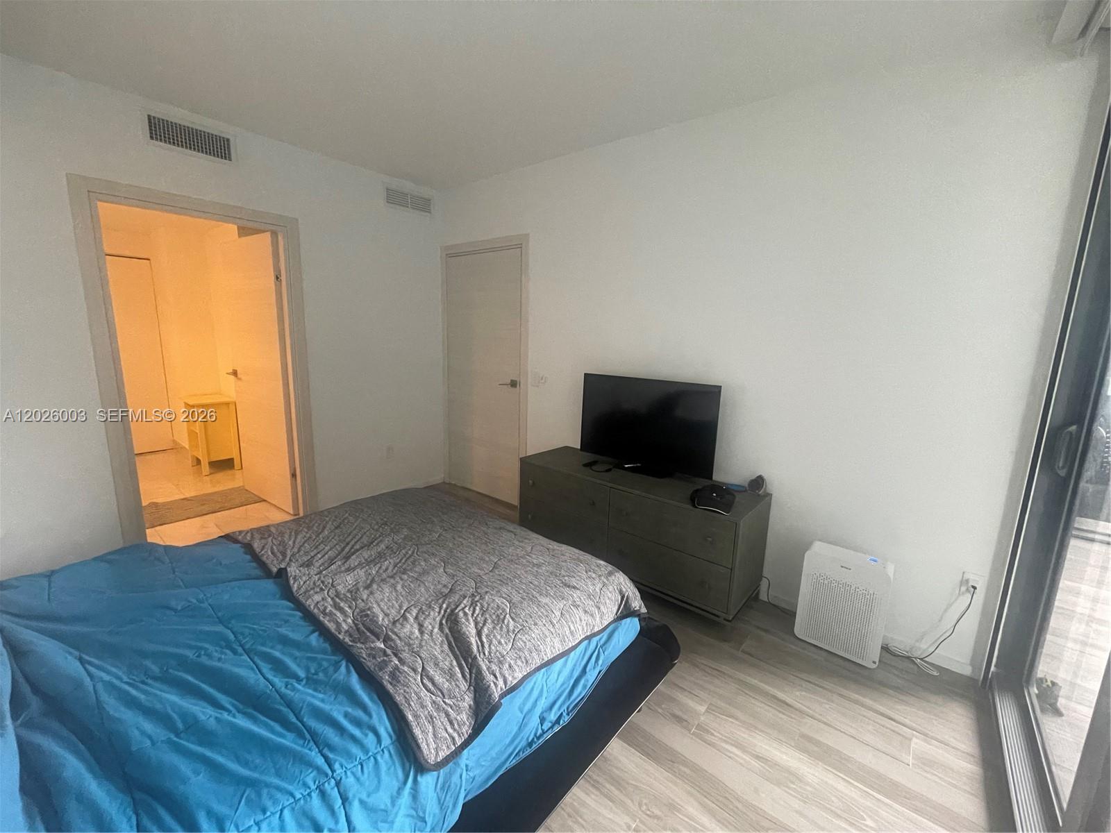801 SMA RESIDENCES CONDO - Residential Lease