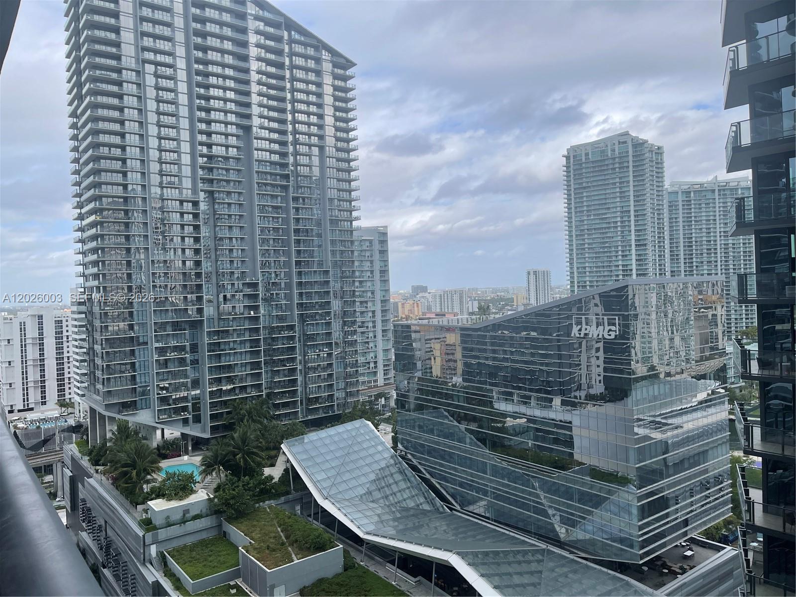 801 SMA RESIDENCES CONDO - Residential Lease