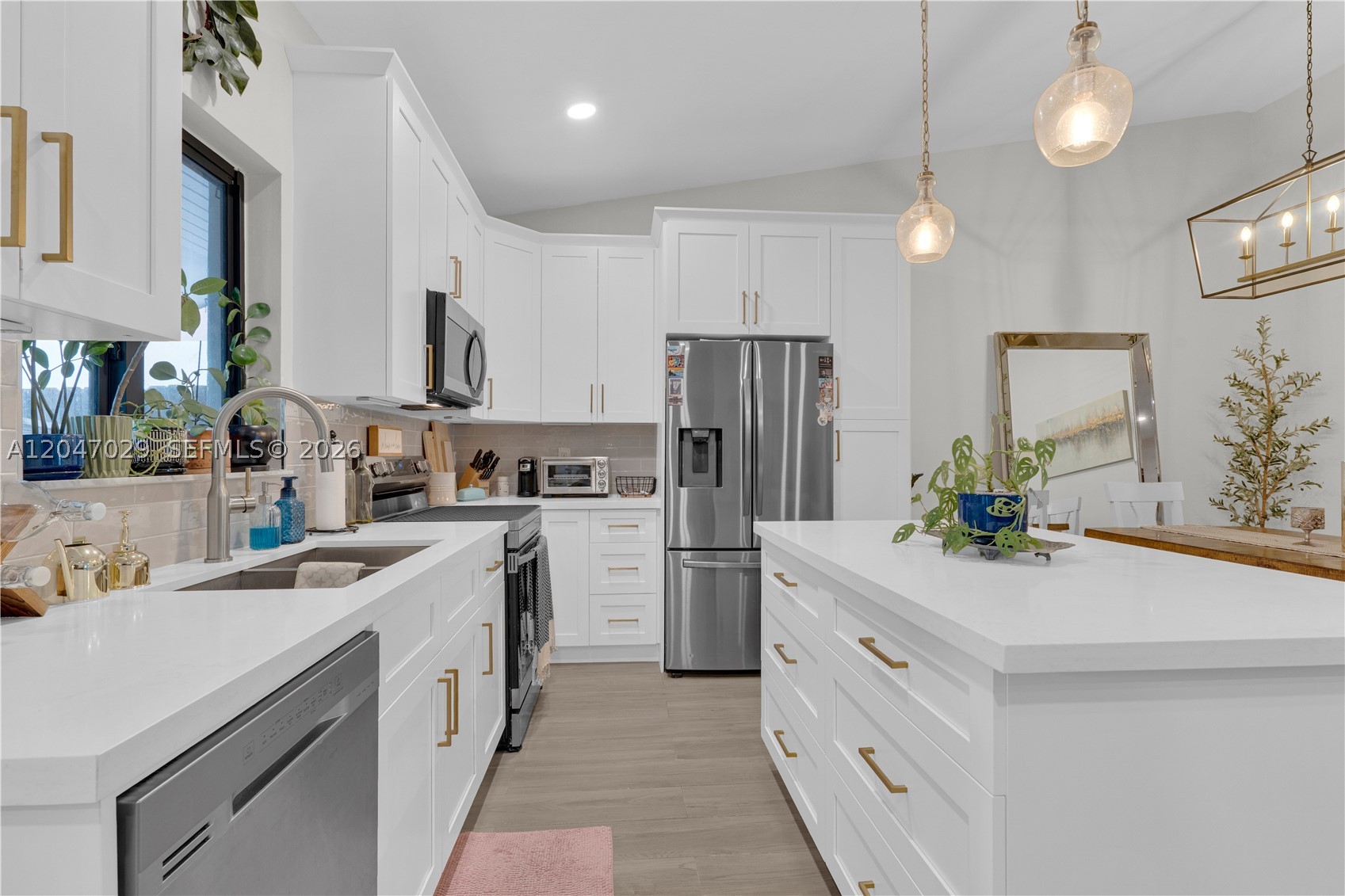 RAINBOW GARDENS VILLAS 1S - Residential