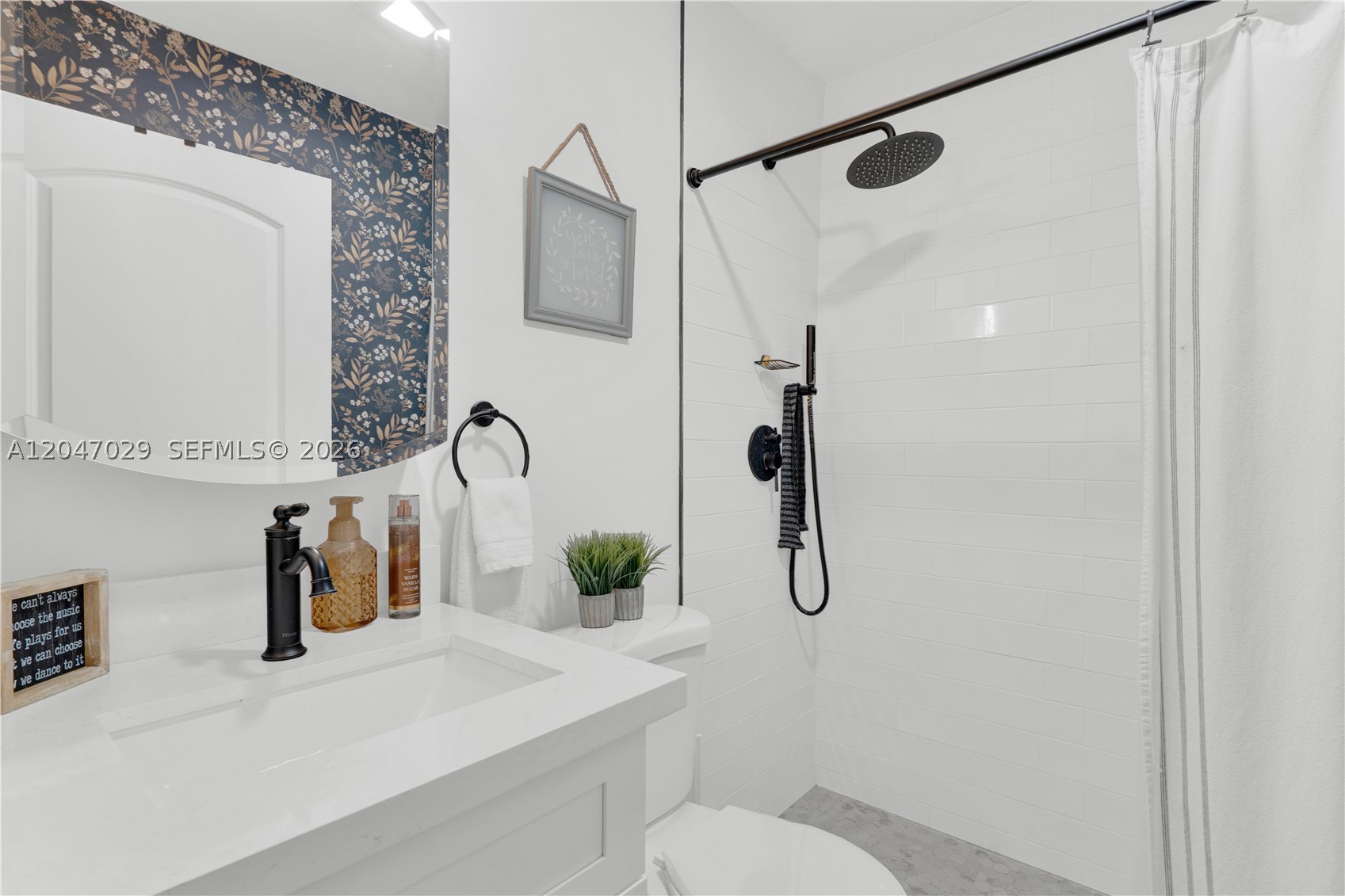 RAINBOW GARDENS VILLAS 1S - Residential