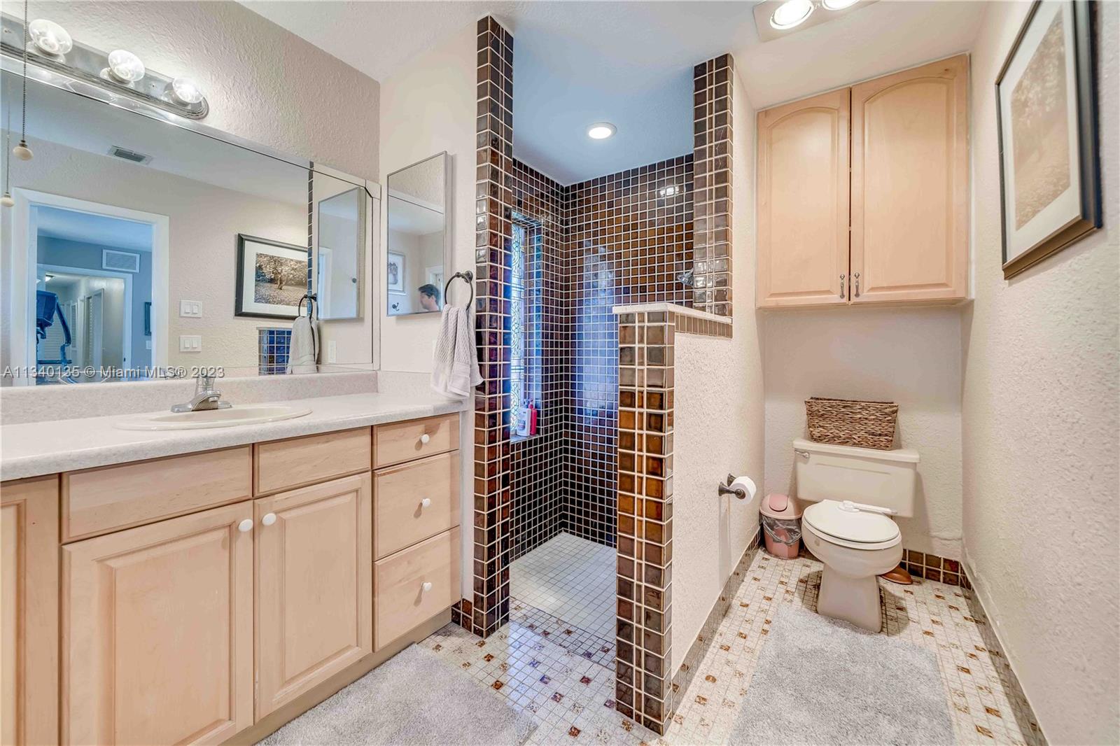 FLAMINGO GARDENS-LIVE OAK - Residential
