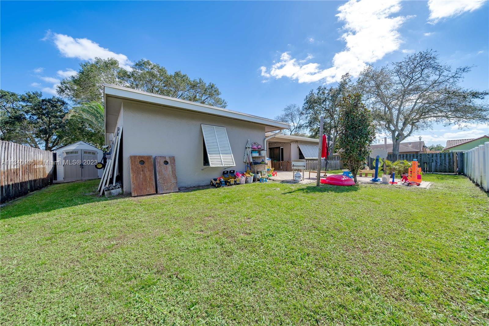 FLAMINGO GARDENS-LIVE OAK - Residential