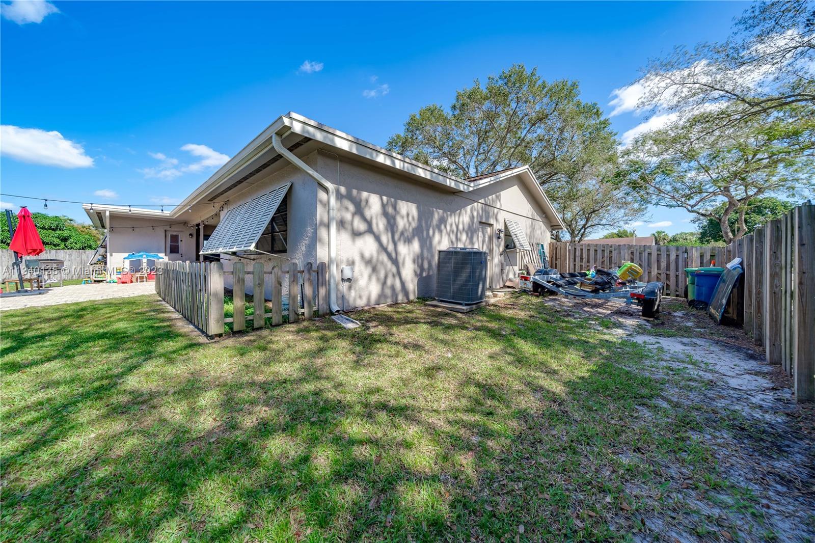 FLAMINGO GARDENS-LIVE OAK - Residential