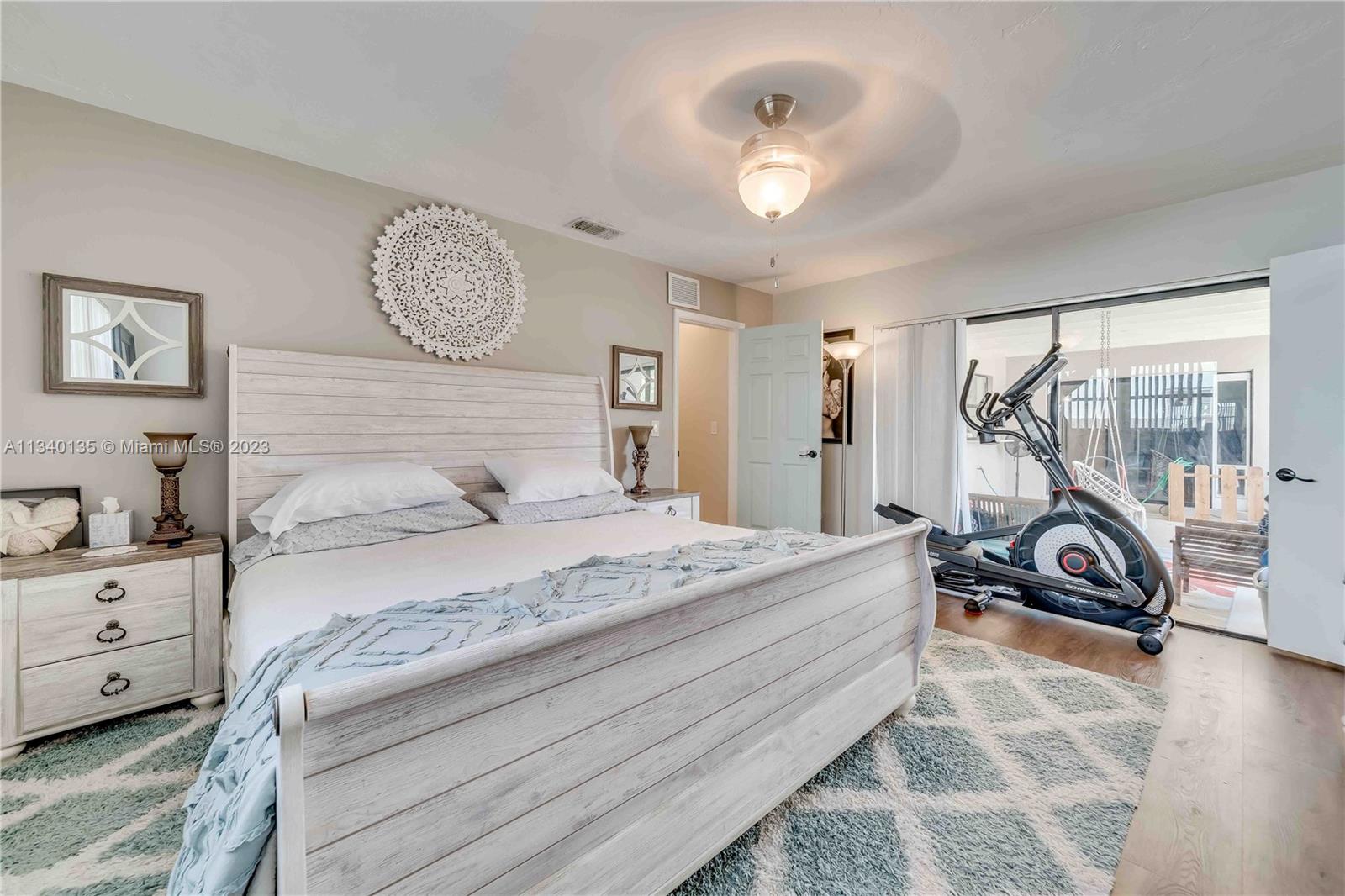 FLAMINGO GARDENS-LIVE OAK - Residential
