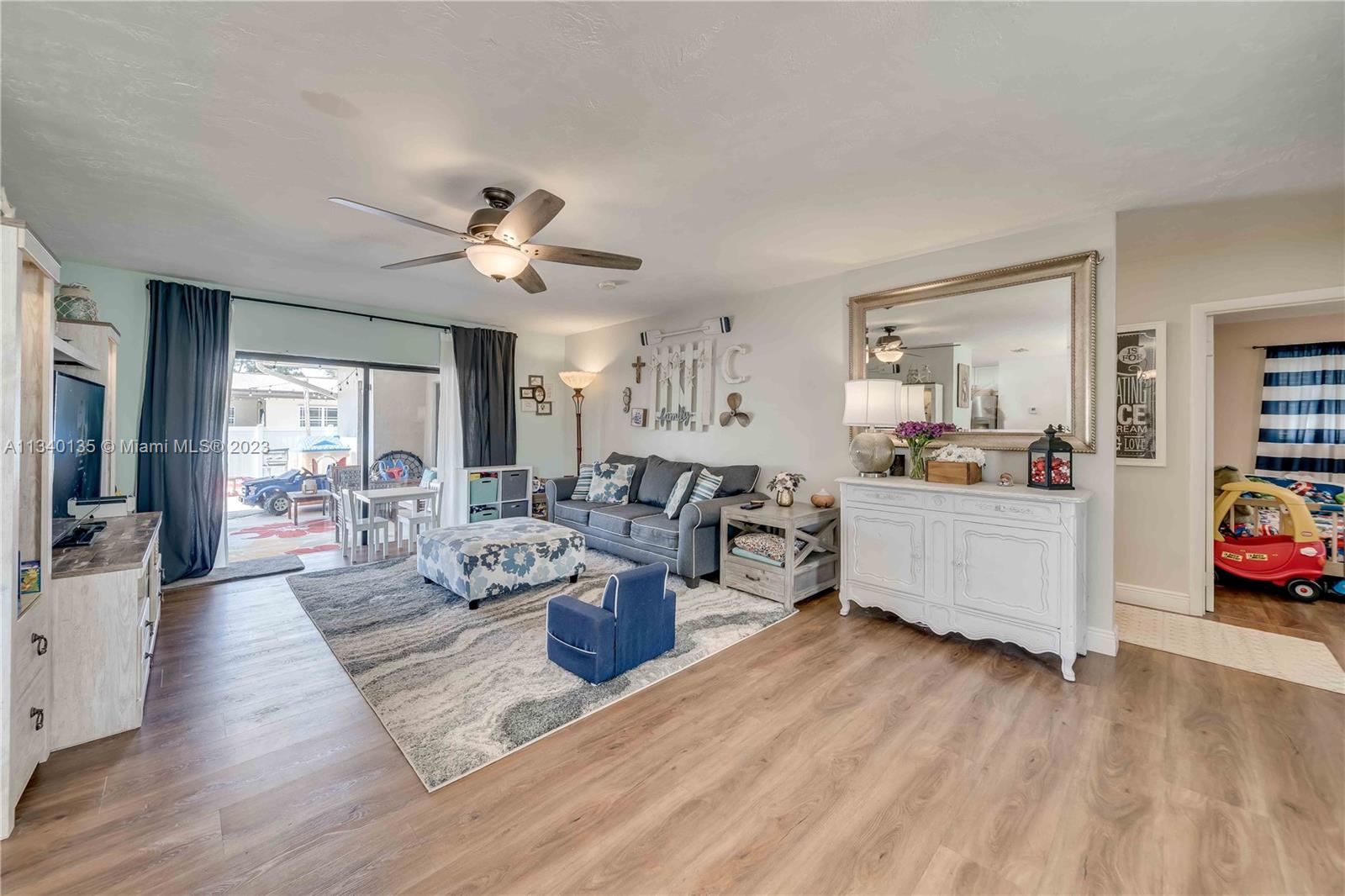 FLAMINGO GARDENS-LIVE OAK - Residential