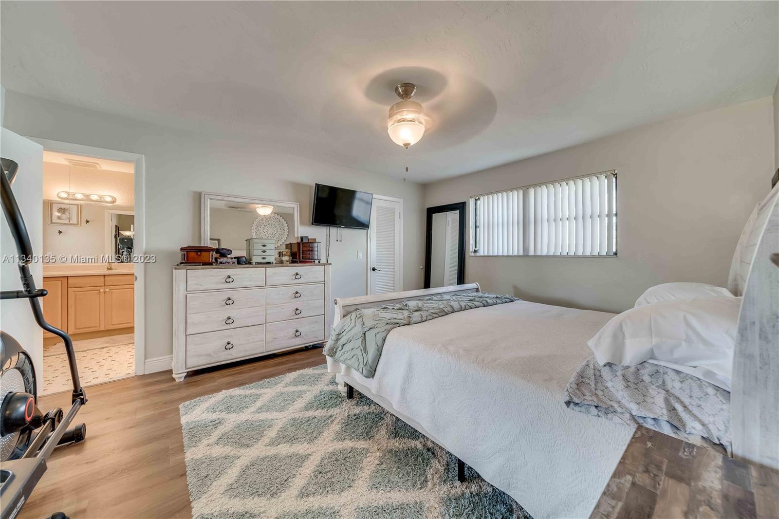 FLAMINGO GARDENS-LIVE OAK - Residential