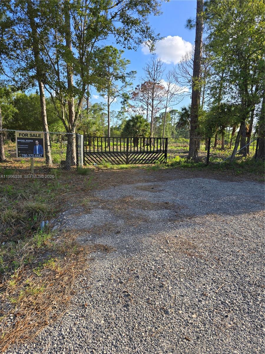 MONTURA SOUTH HALF (10080 - Land