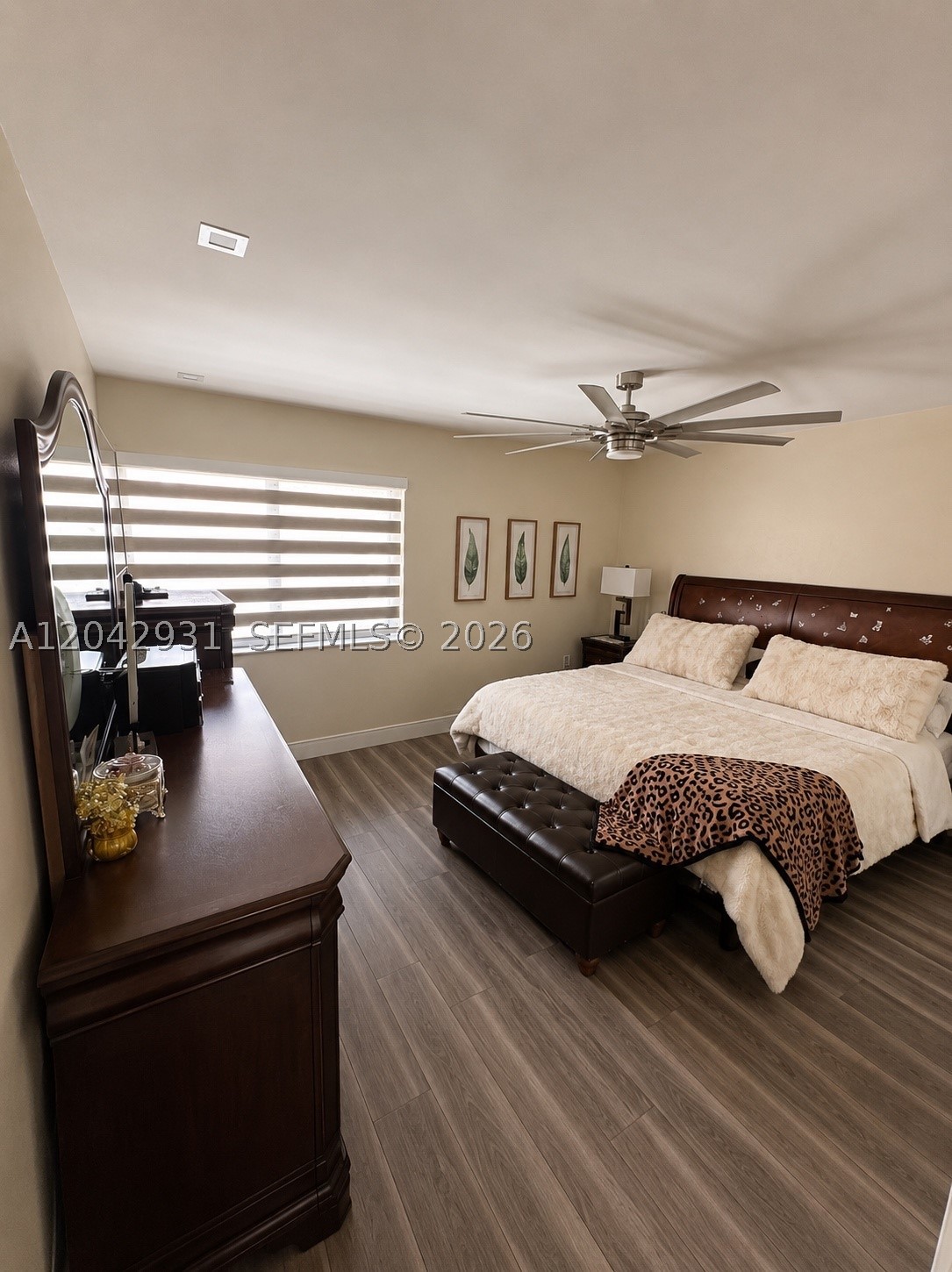 KENLAND COURT - Residential