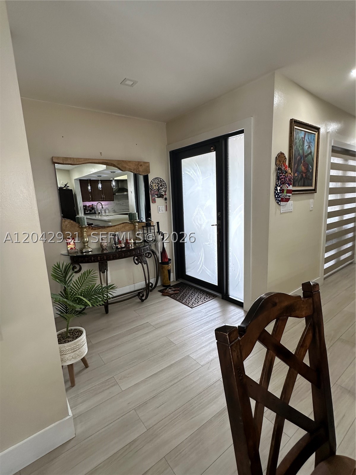 KENLAND COURT - Residential