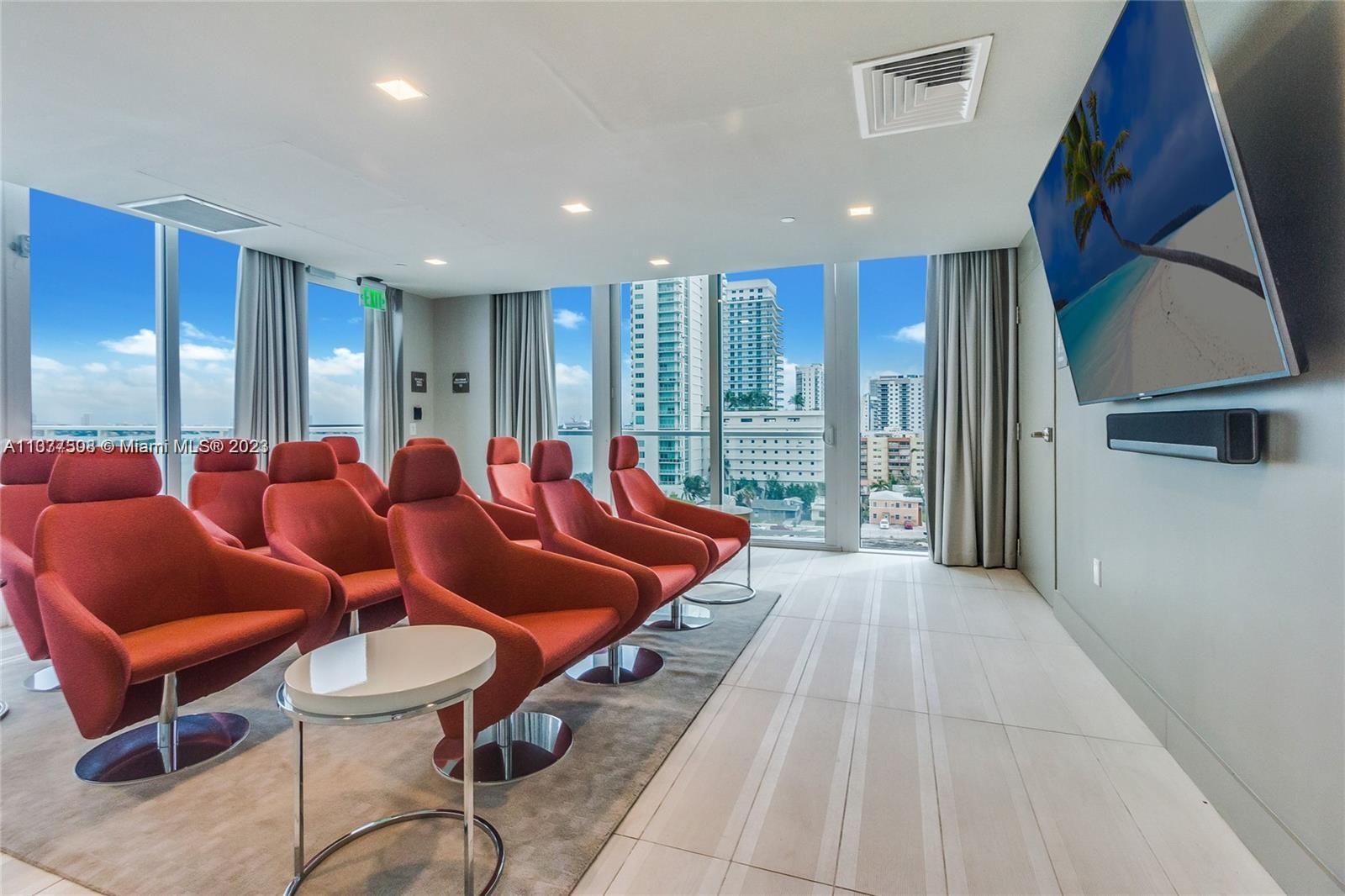 THE CRIMSON CONDO - Residential Lease