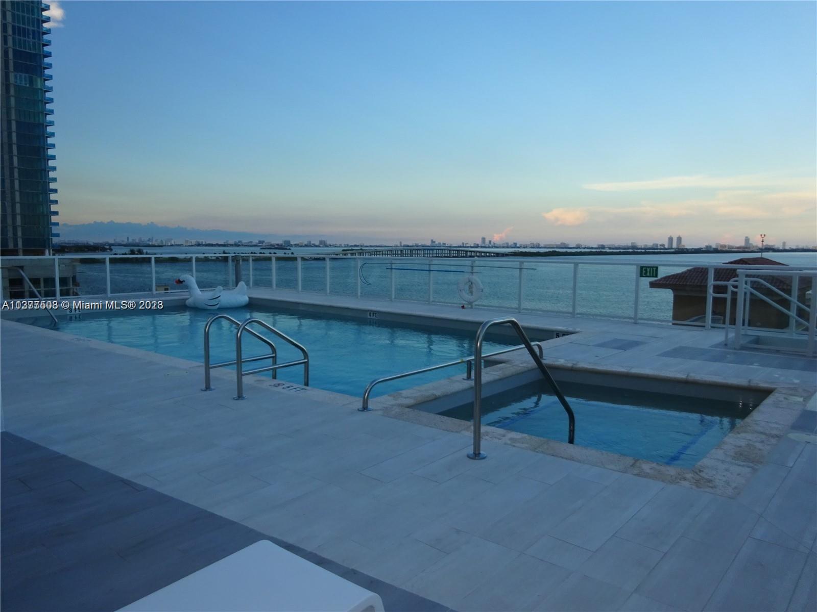 THE CRIMSON CONDO - Residential Lease