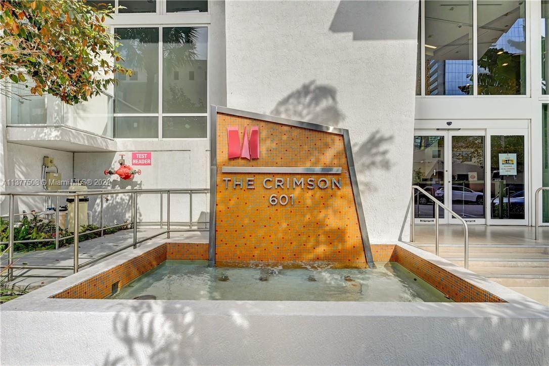 THE CRIMSON CONDO - Residential Lease