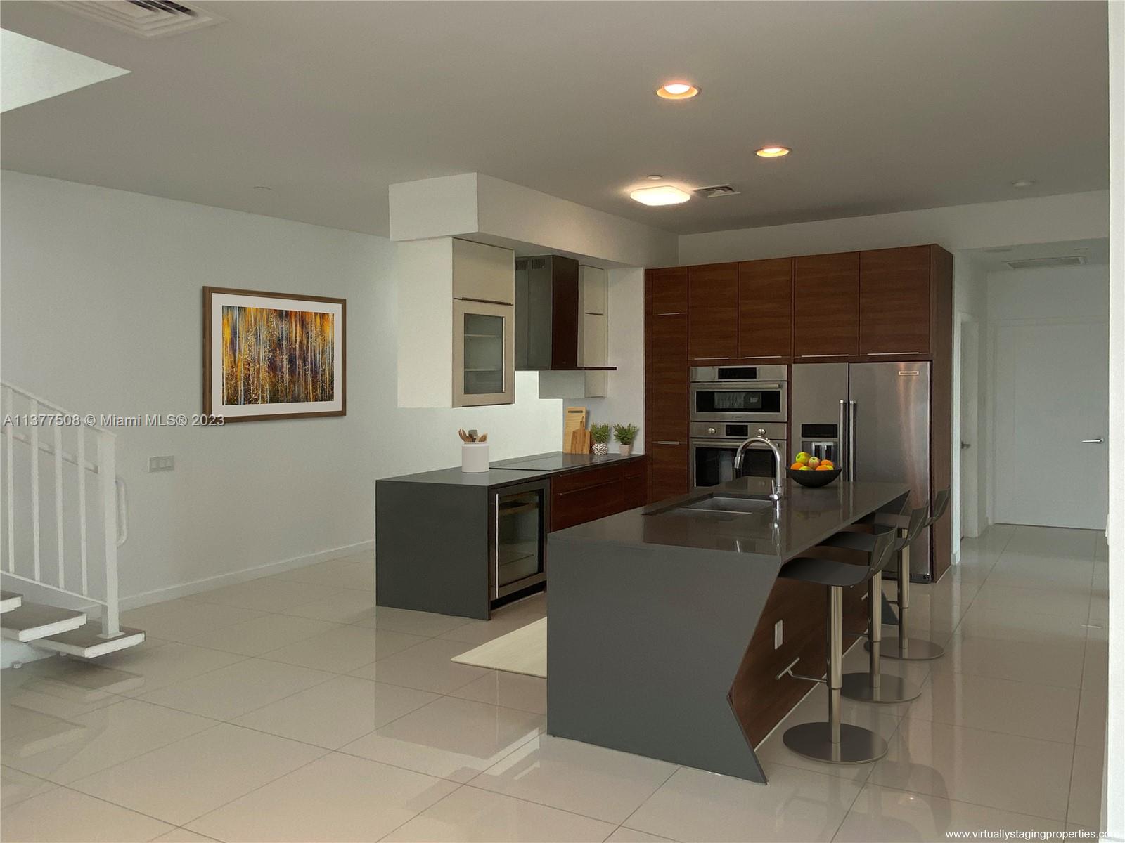 THE CRIMSON CONDO - Residential Lease