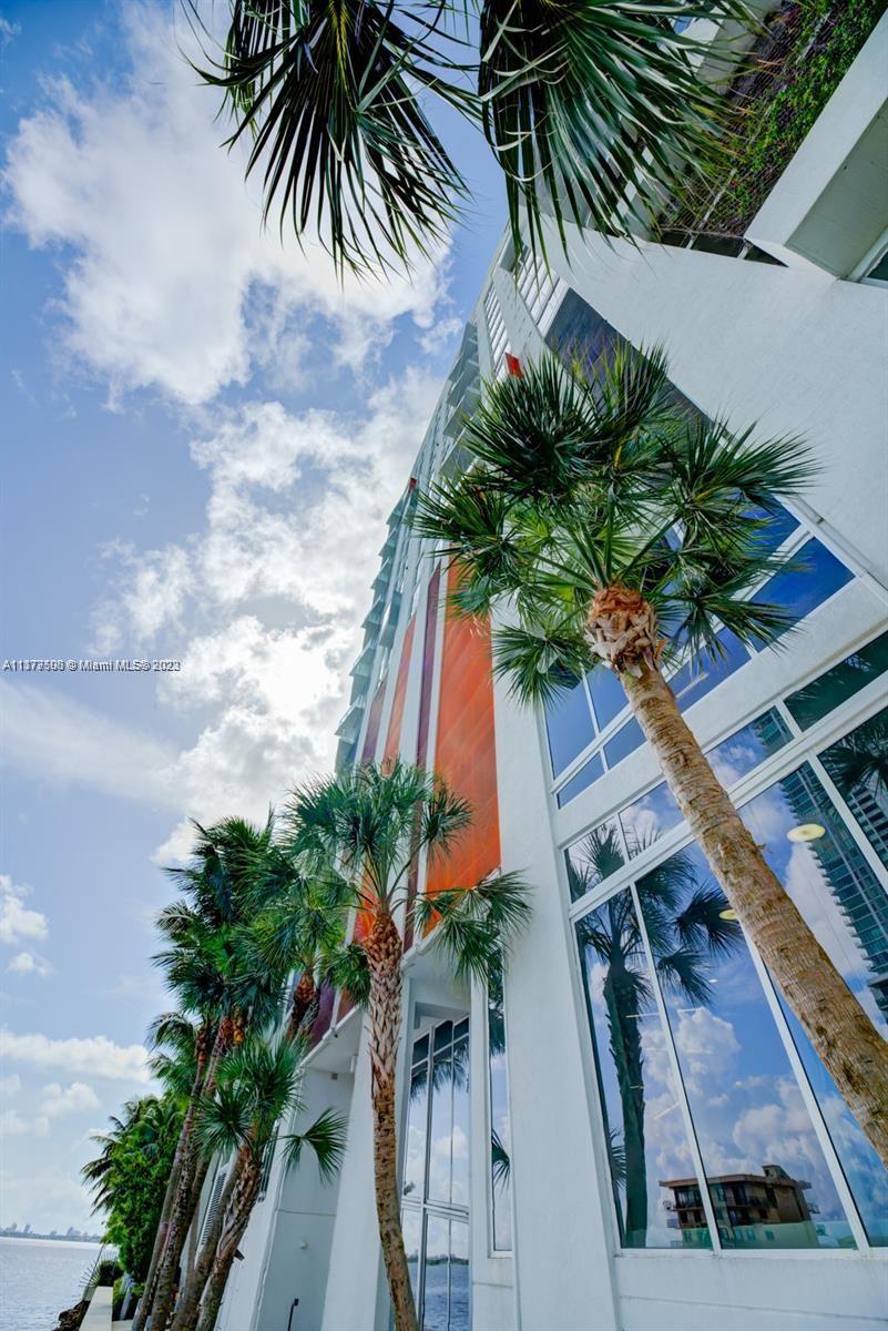 THE CRIMSON CONDO - Residential Lease