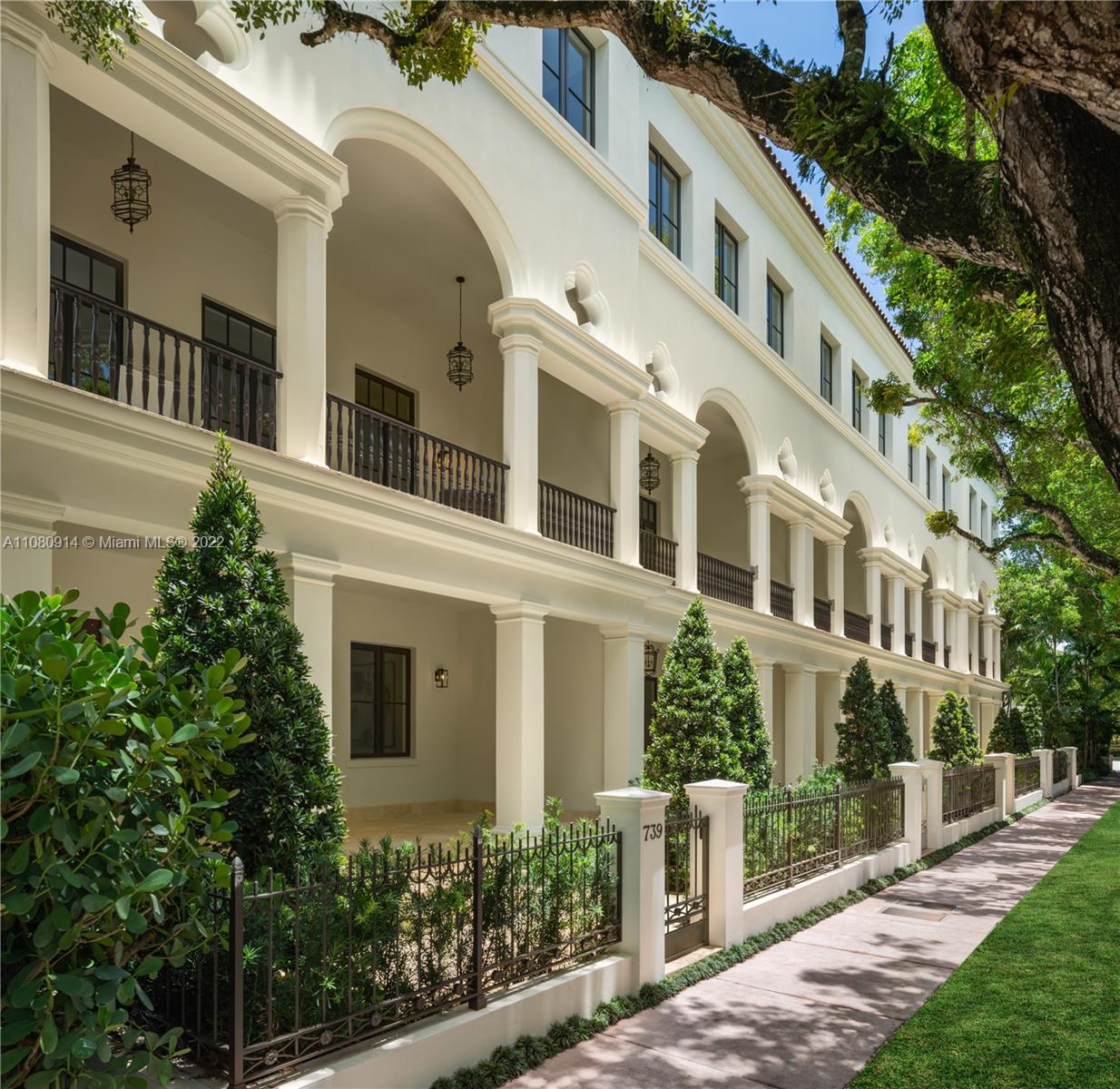 ALTHEA ROW - Residential